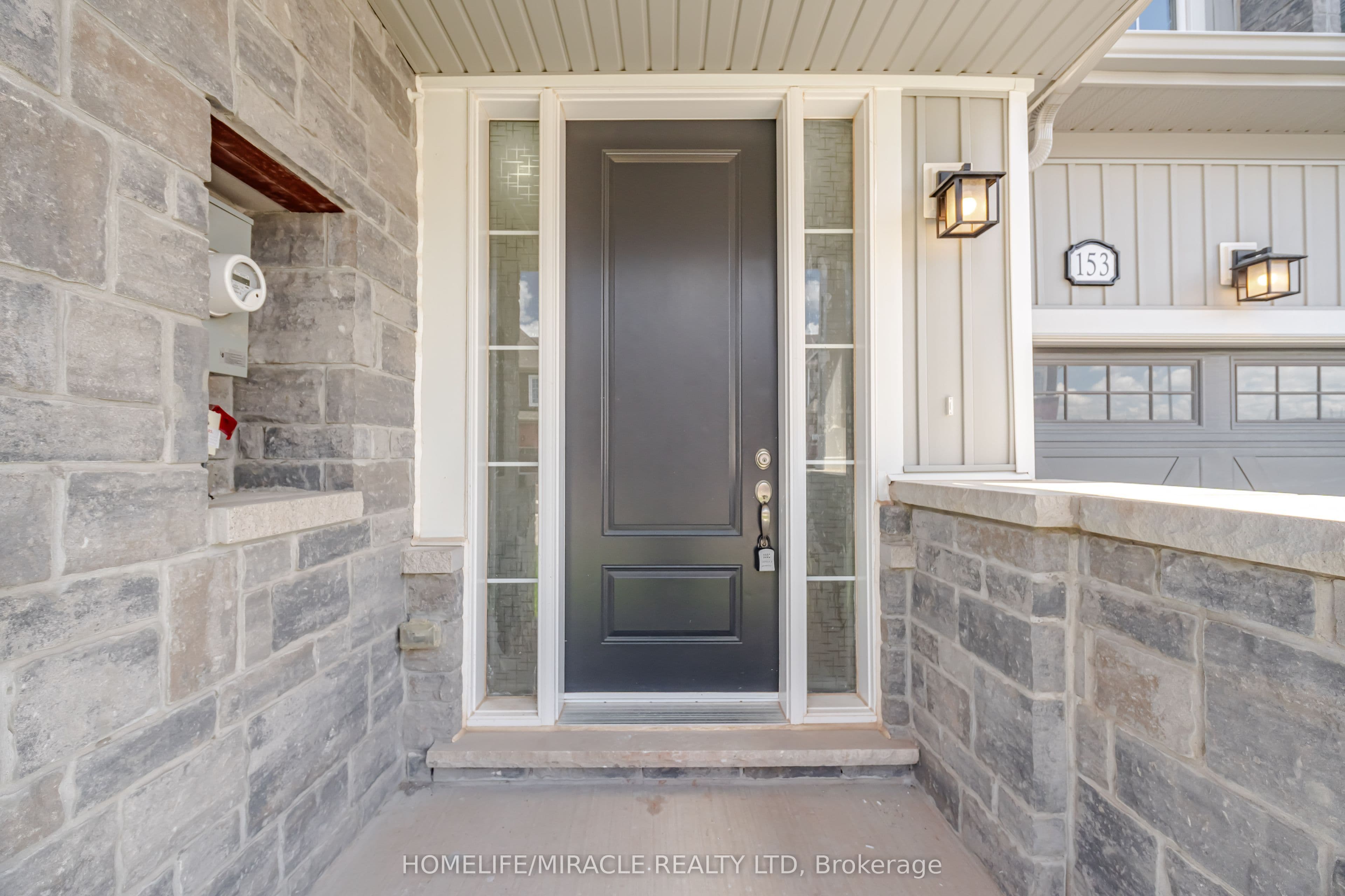153 Sanders Road — photograph 5