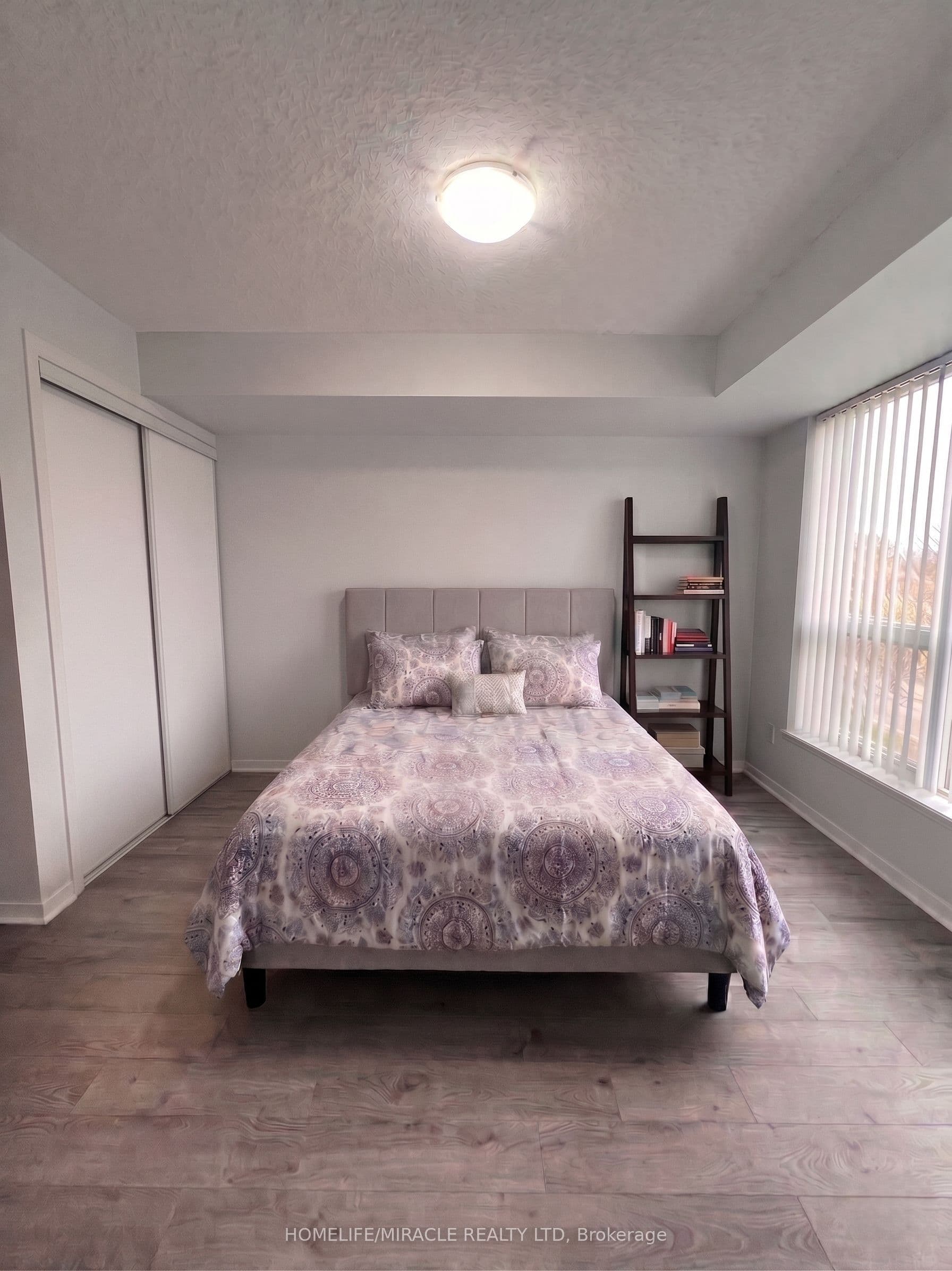 4850 Glen Erin Drive #401 — photograph 4