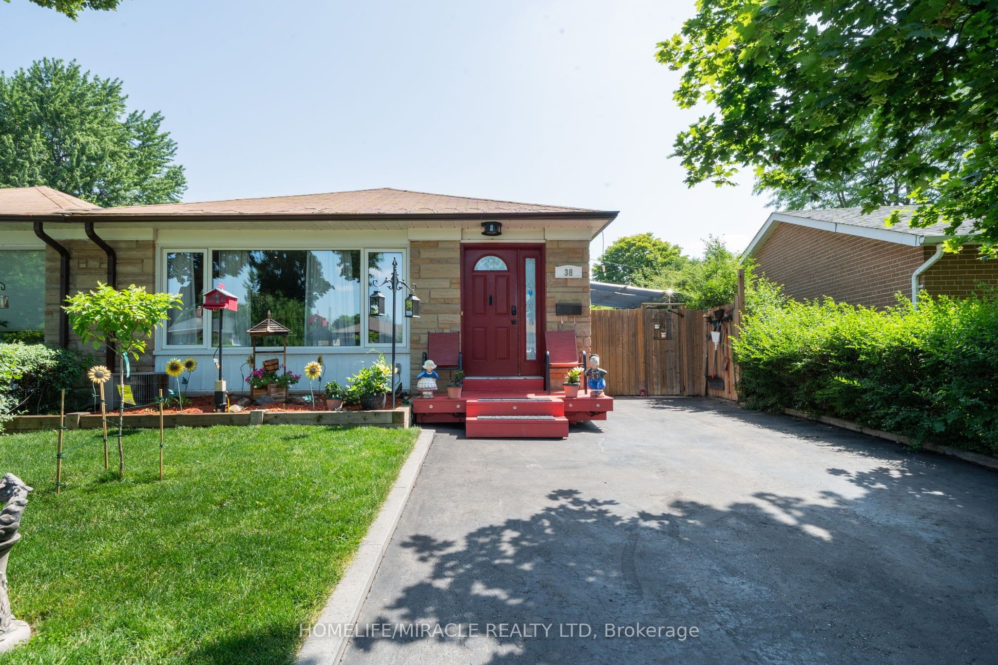 38 Ascot Avenue — featured photograph