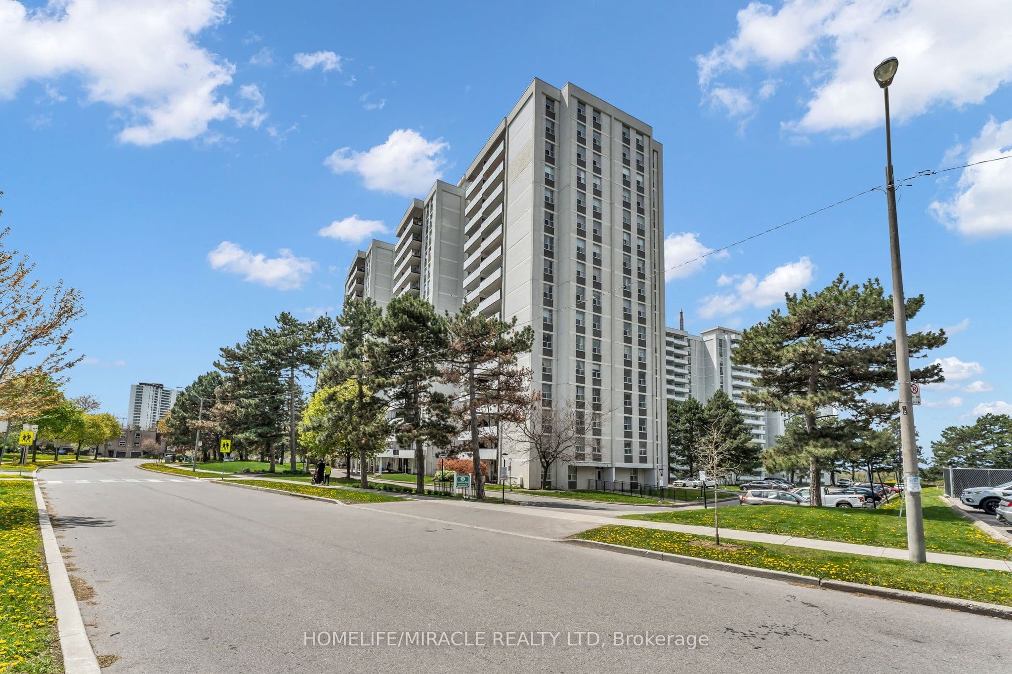 20 Forest Manor Road #1611 — featured photograph