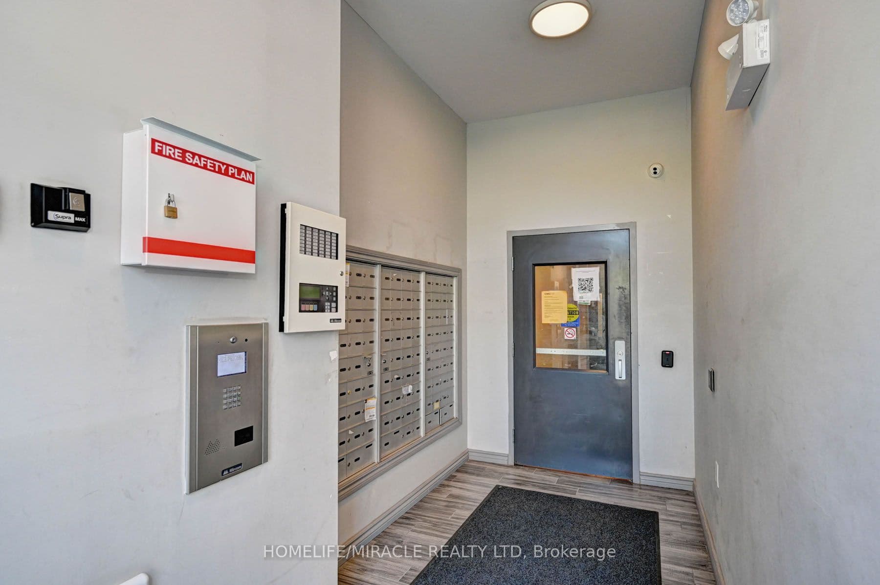 275 Larch Street #209F — photograph 4