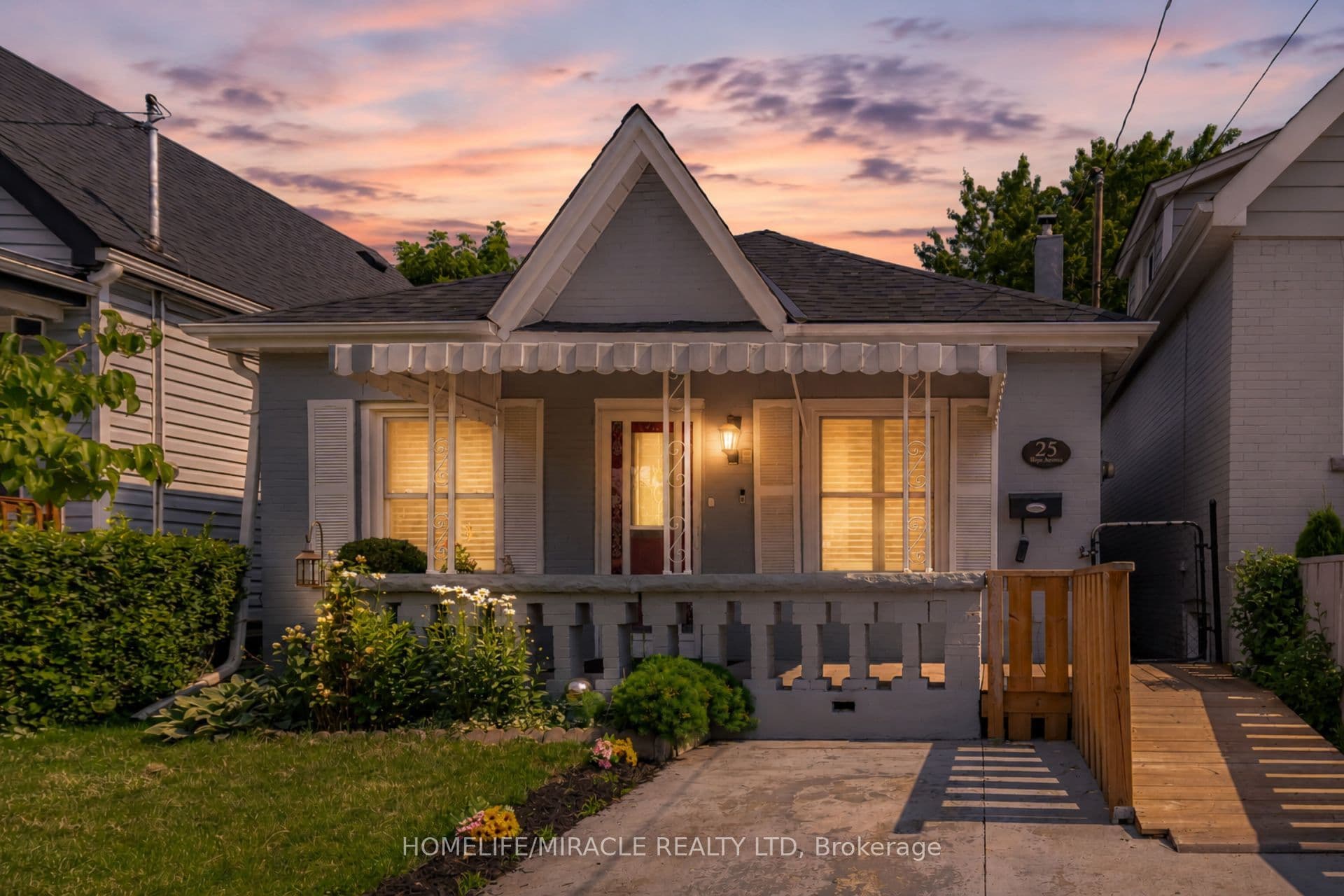 25 Hope Avenue, Hamilton