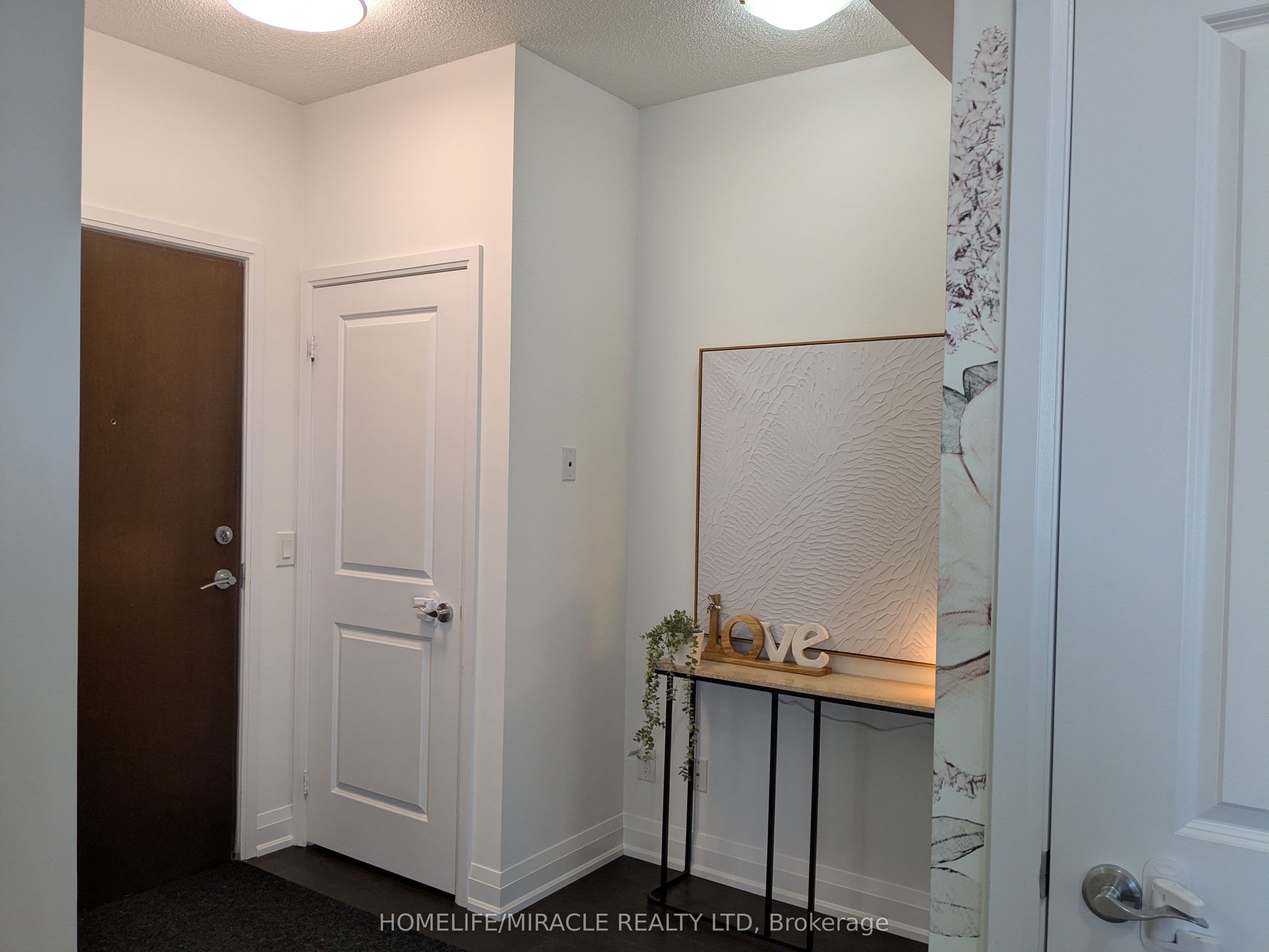 9582 Markham Road #611 — photograph 4