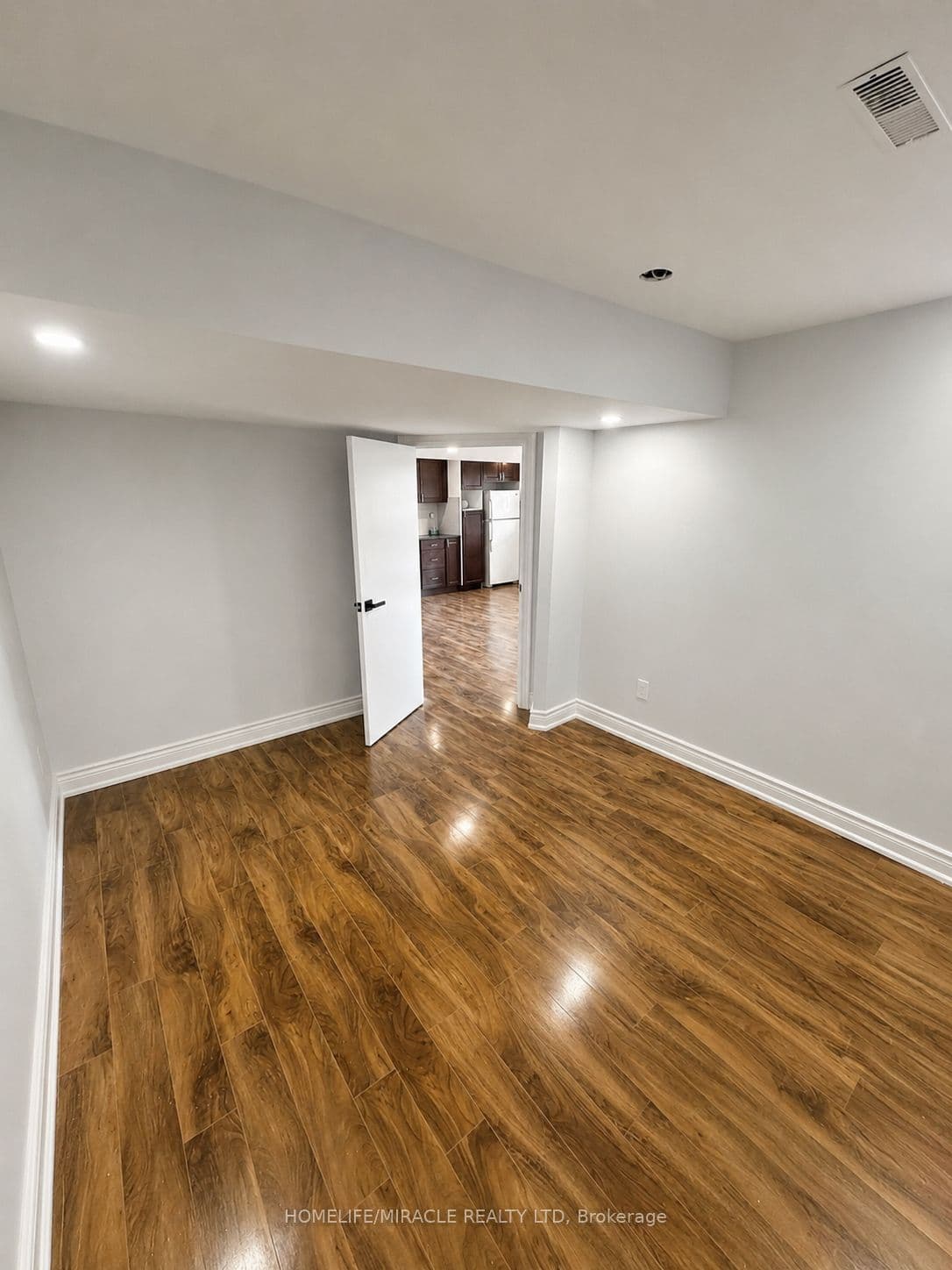 2279 Chapman Court #Bsmt — photograph 4