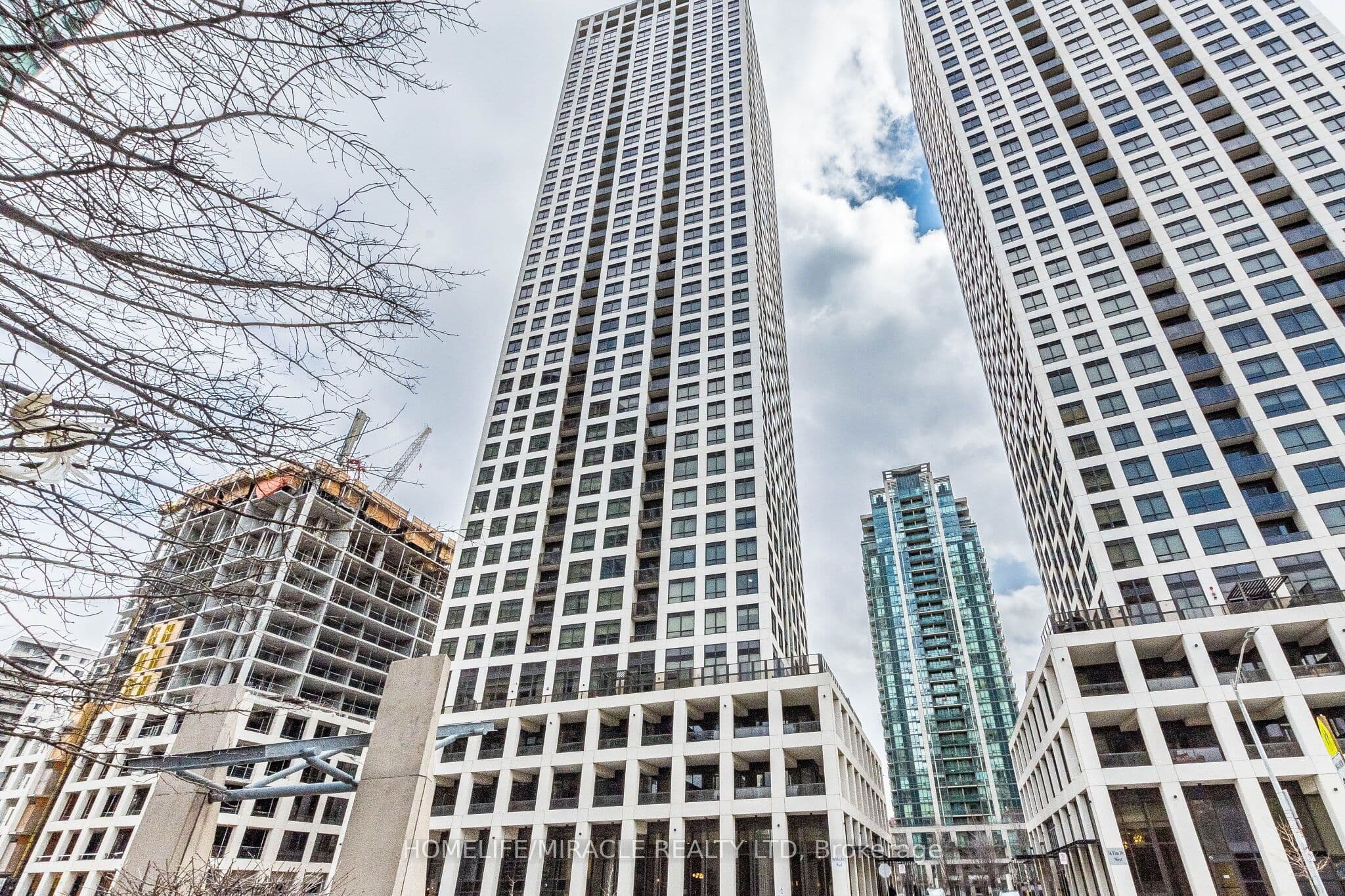 30 Elm Drive #3802 — featured photograph