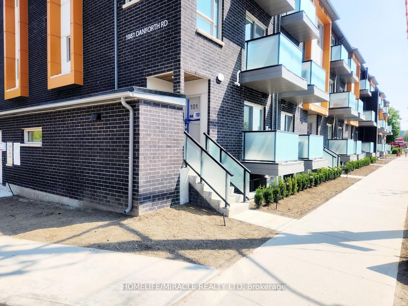 1081 Danforth Road #113 — photograph 3