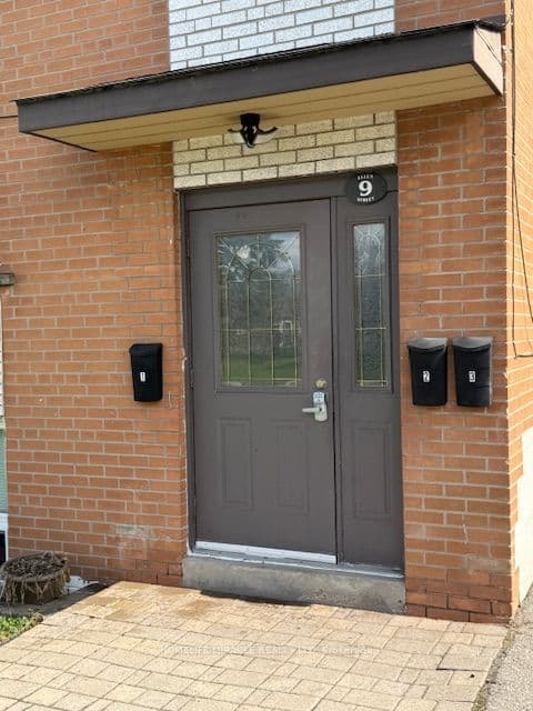 9 Ellen Street — photograph 2