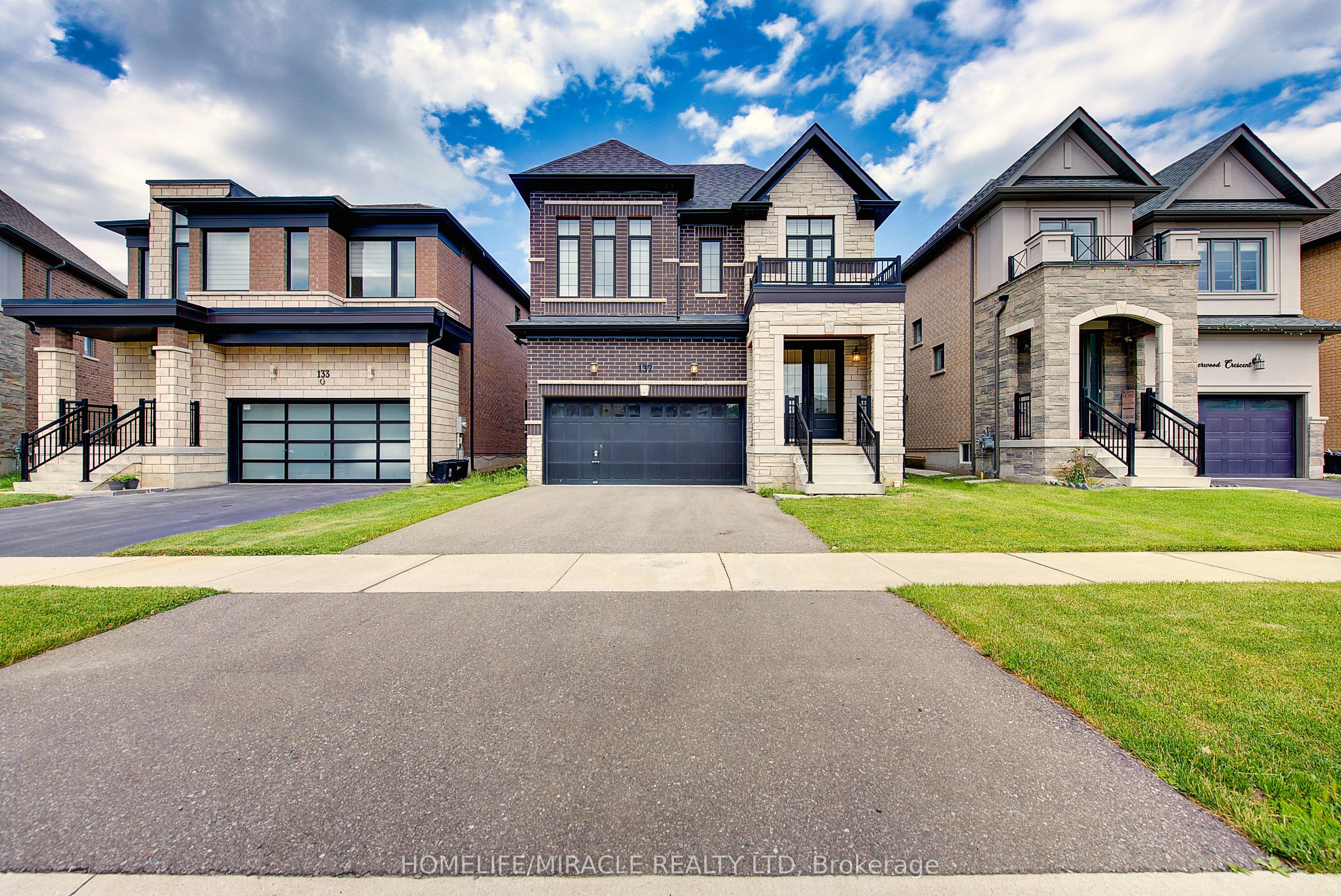 137 Silverwood Crescent — photograph 3