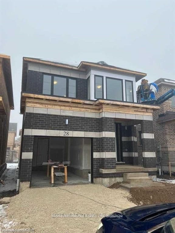 28 Crossmore Crescent — featured photograph