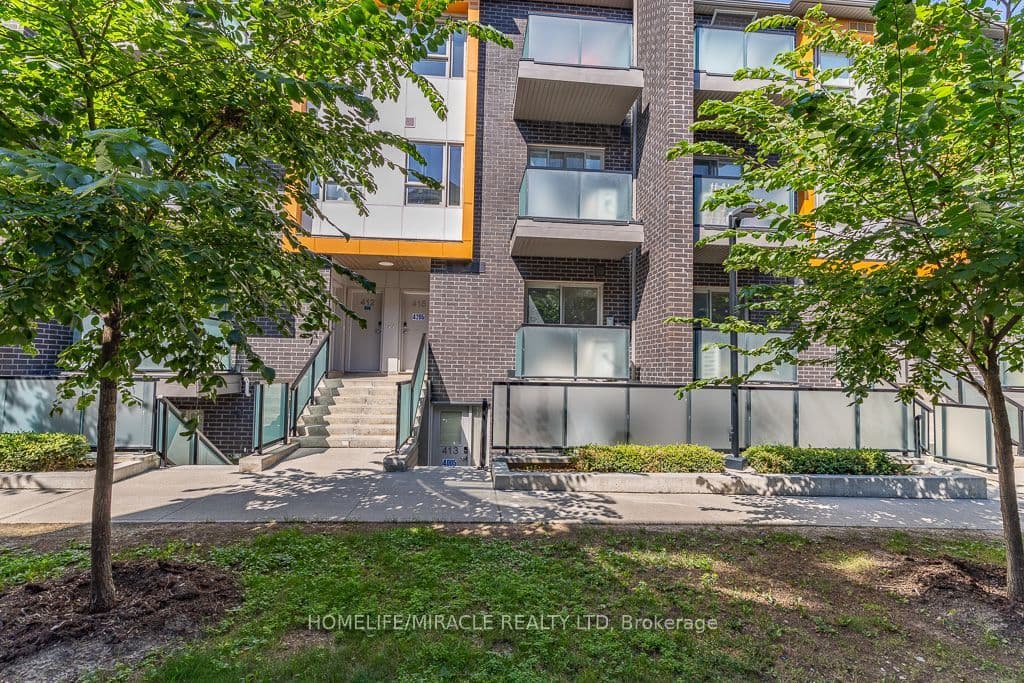 2789 Eglinton Avenue #413 — photograph 3
