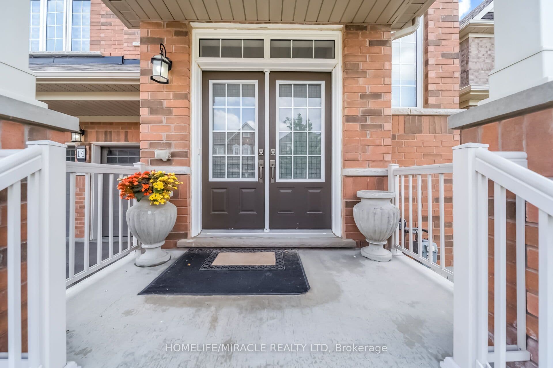 14 Abercrombie Crescent — photograph 2