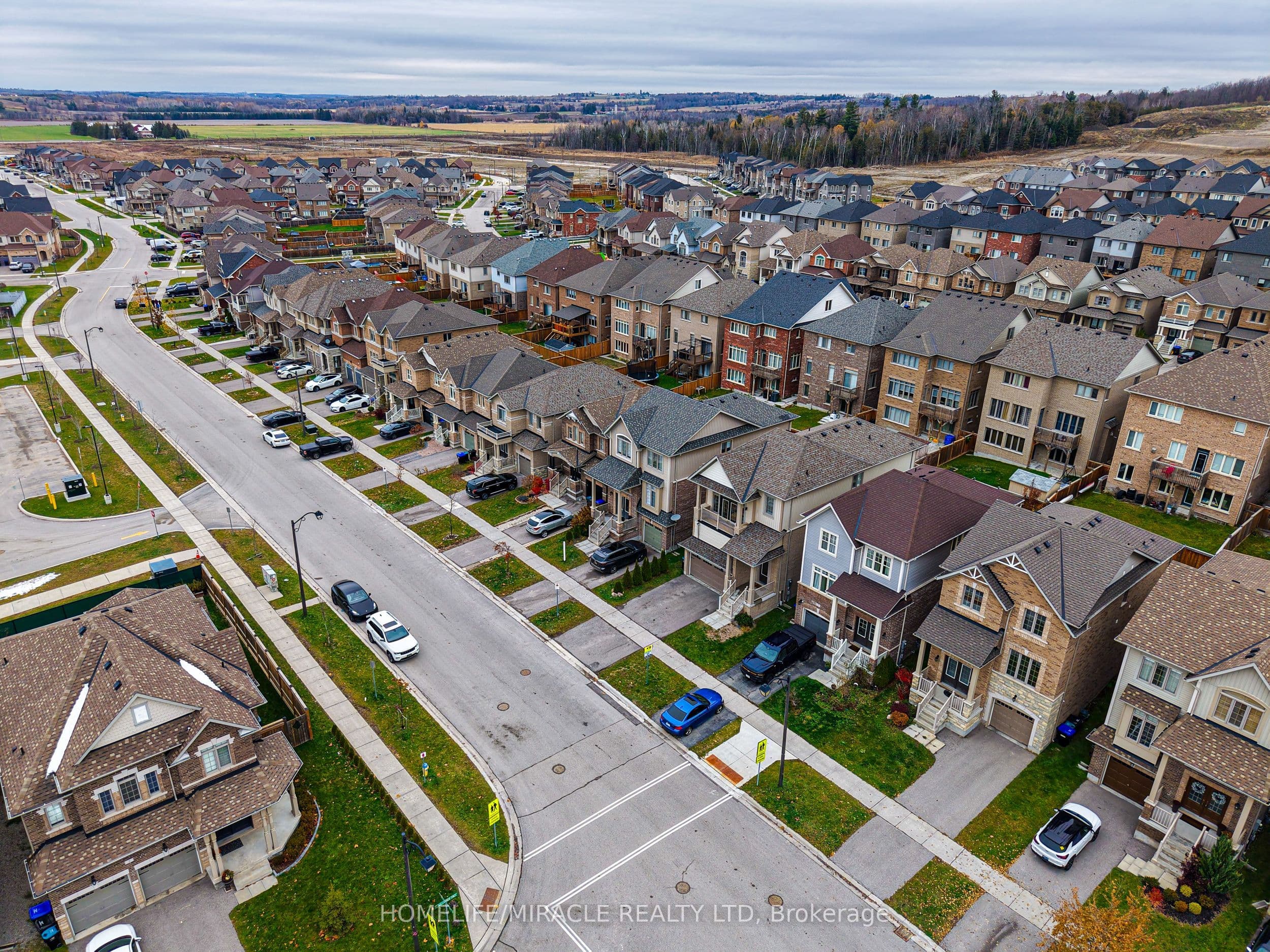 79 Willoughby Way — photograph 5