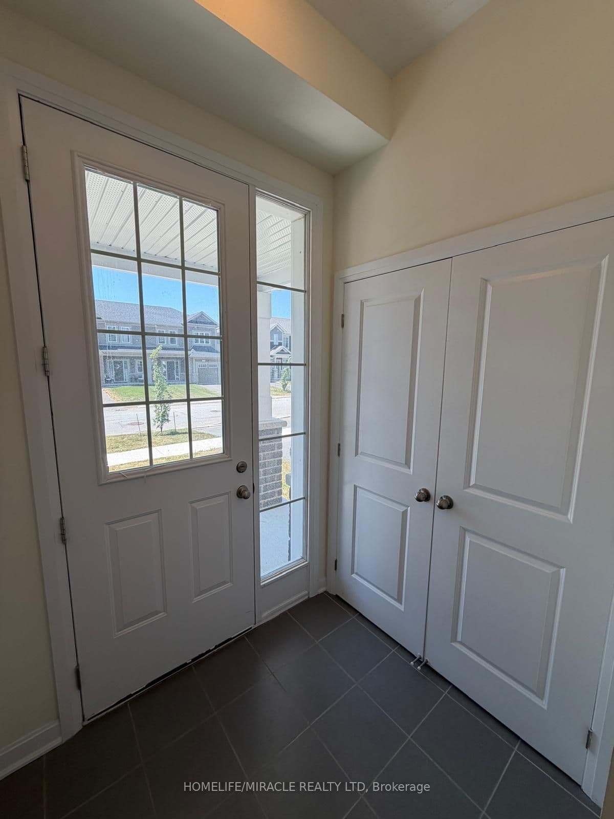 45 Golf Links Drive — photograph 3