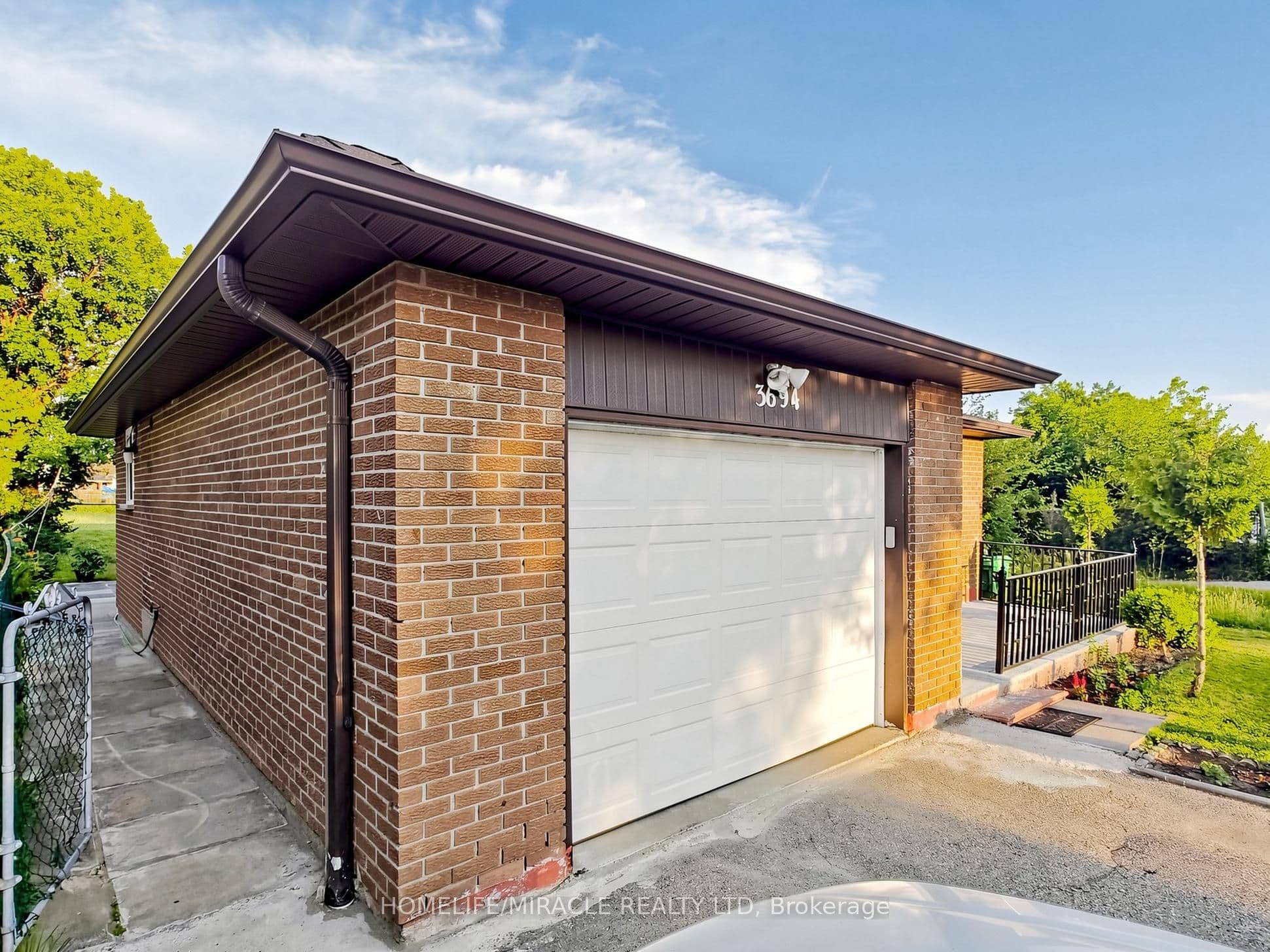 3694 Brandon Gate Drive — photograph 4