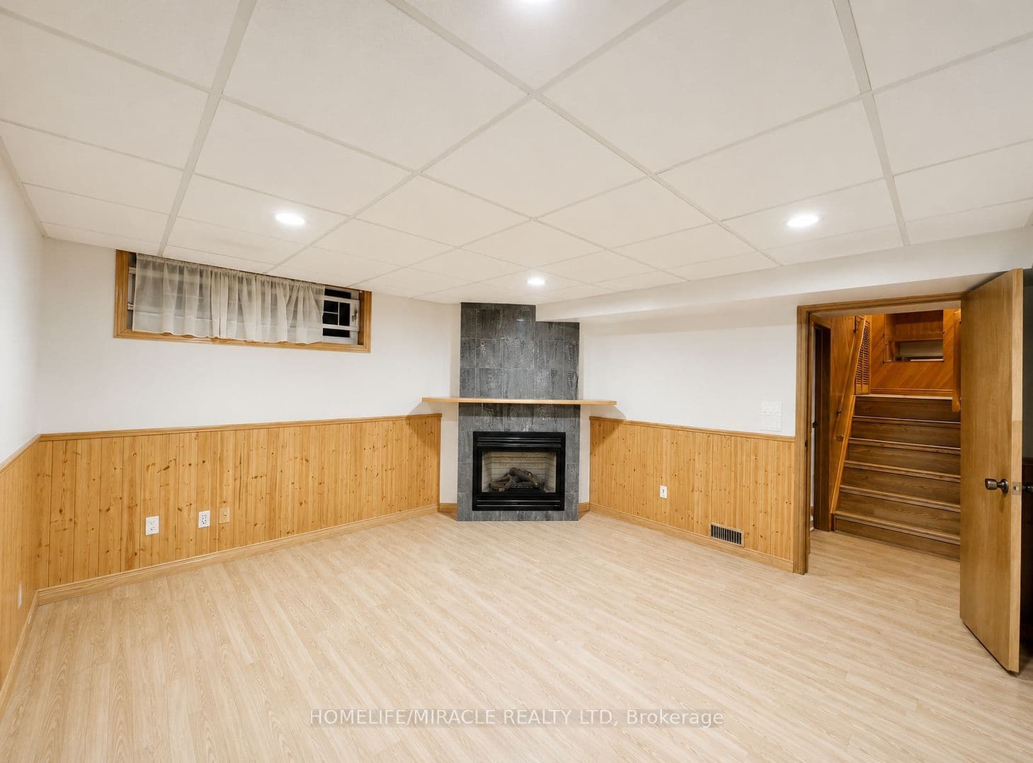 568 Greenbrook Drive #BSMT — photograph 4