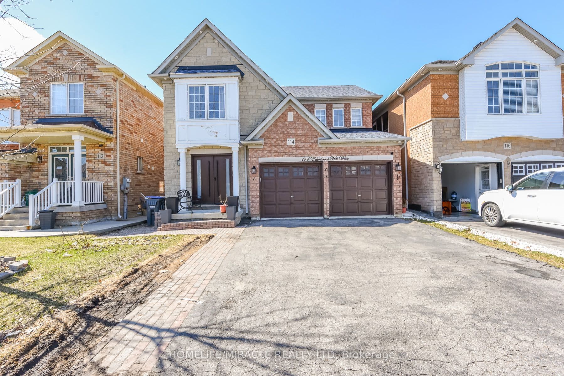 114 Edenbrook Hill Drive — photograph 3