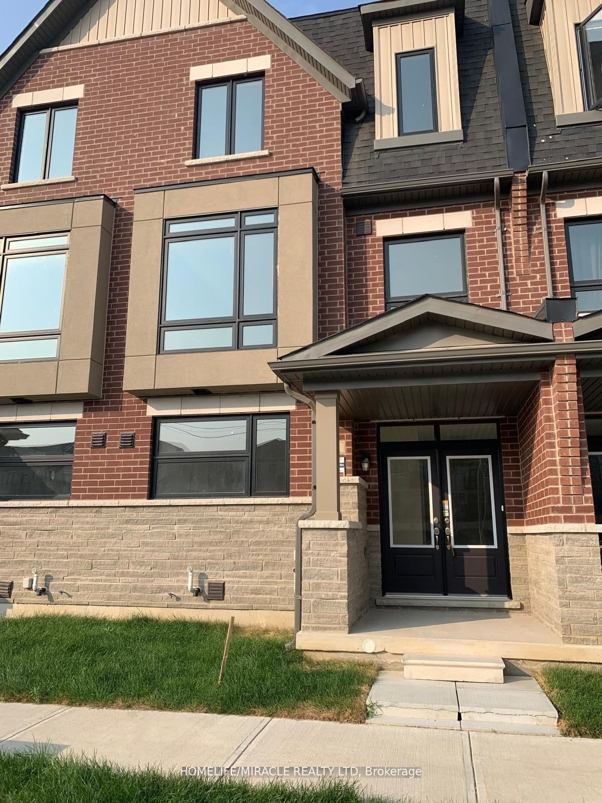 72 Coolhurst Avenue, Brampton