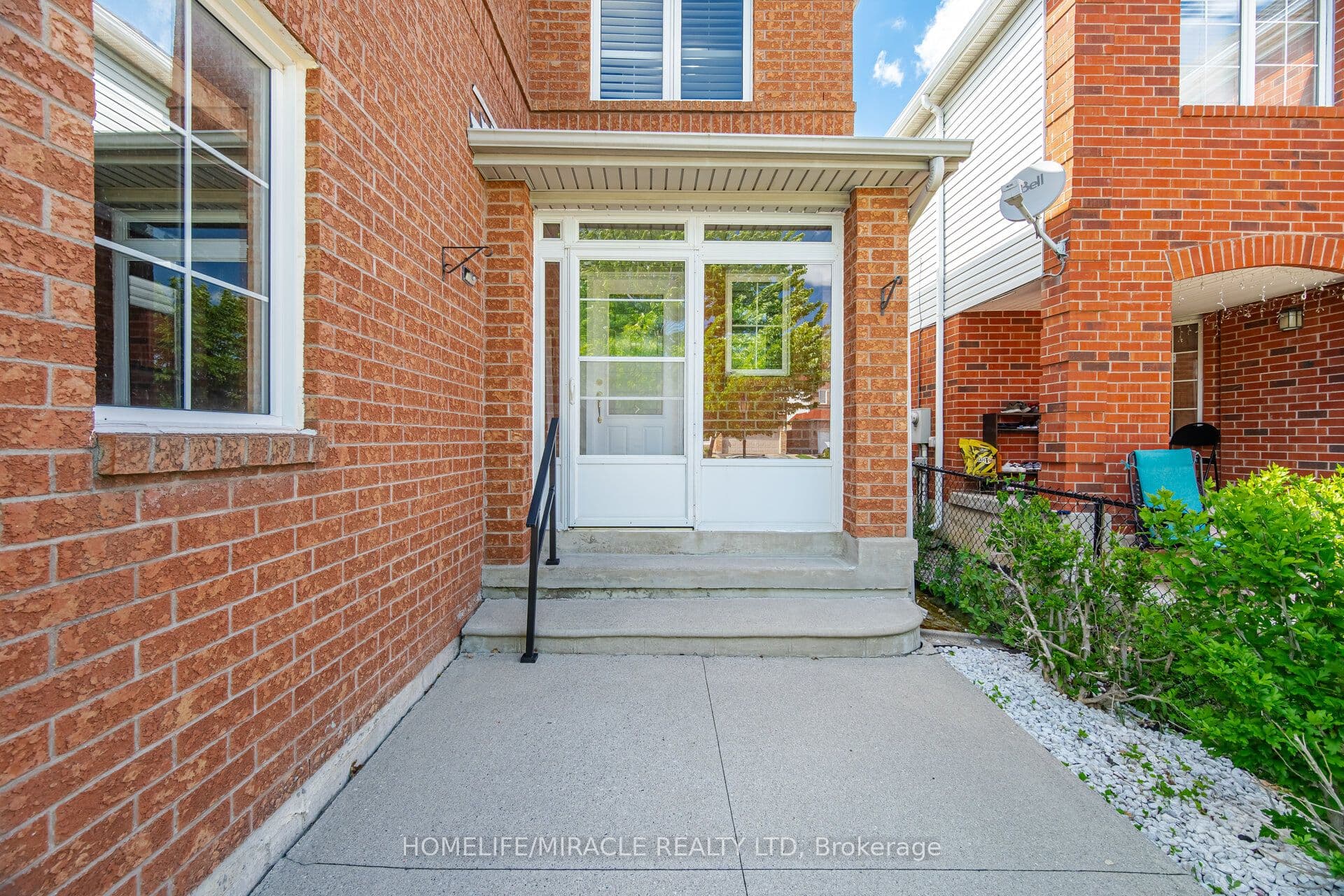 31 Larkspur Road — photograph 3