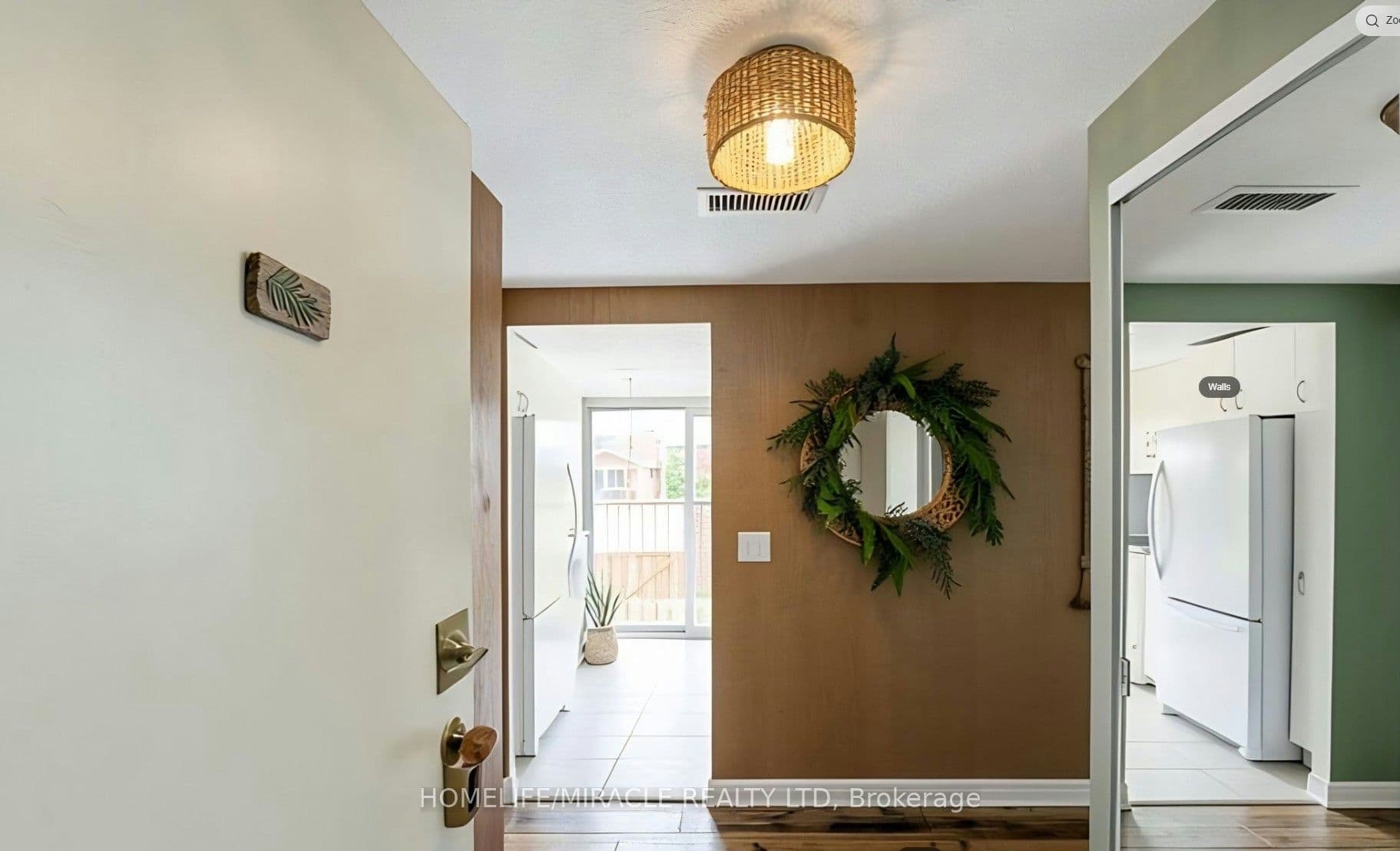 4872 Valley Way #201 — photograph 2