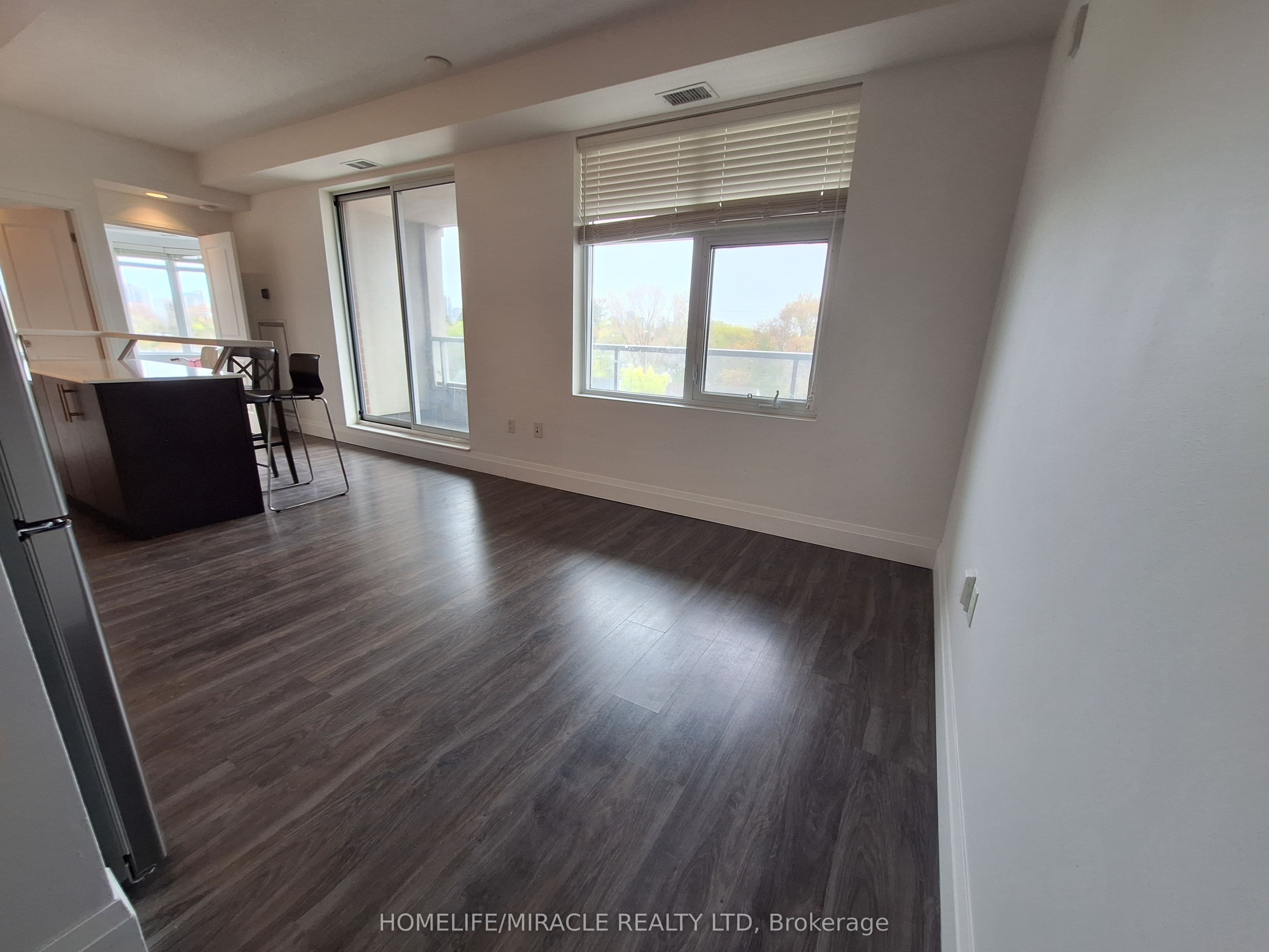 222 Finch Avenue #412 — photograph 5