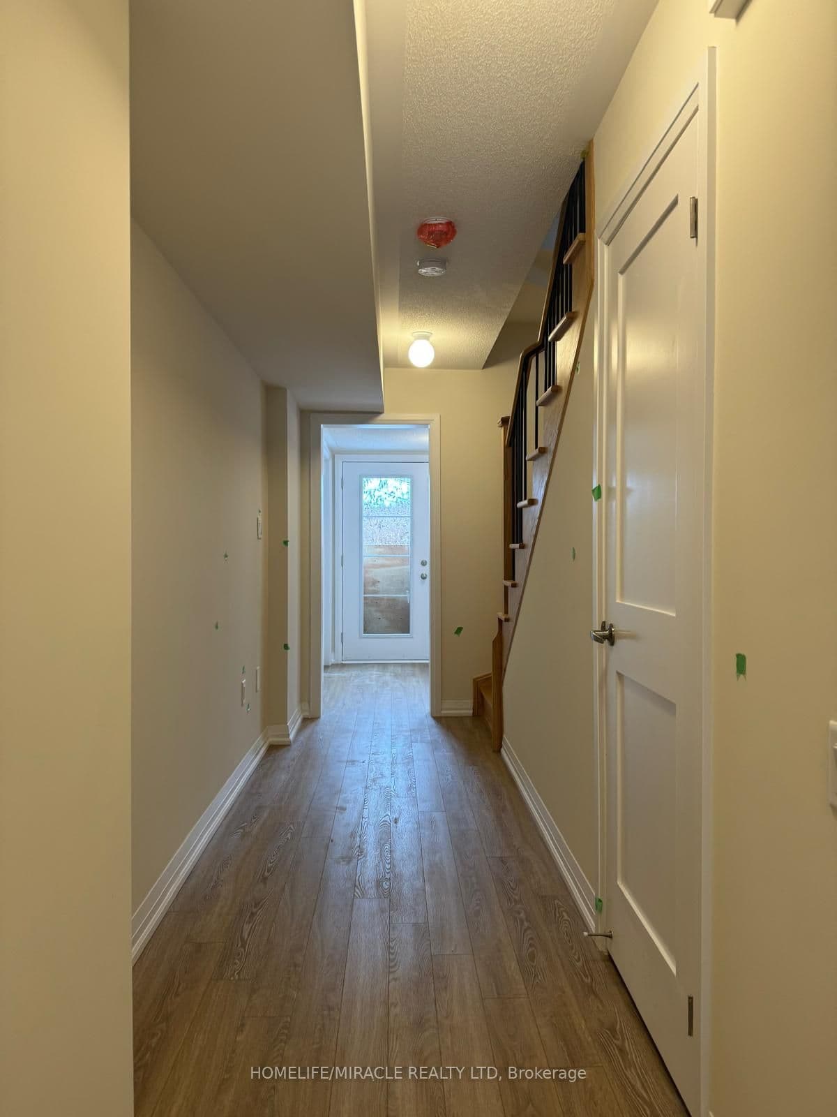 34 Coote Court — photograph 2