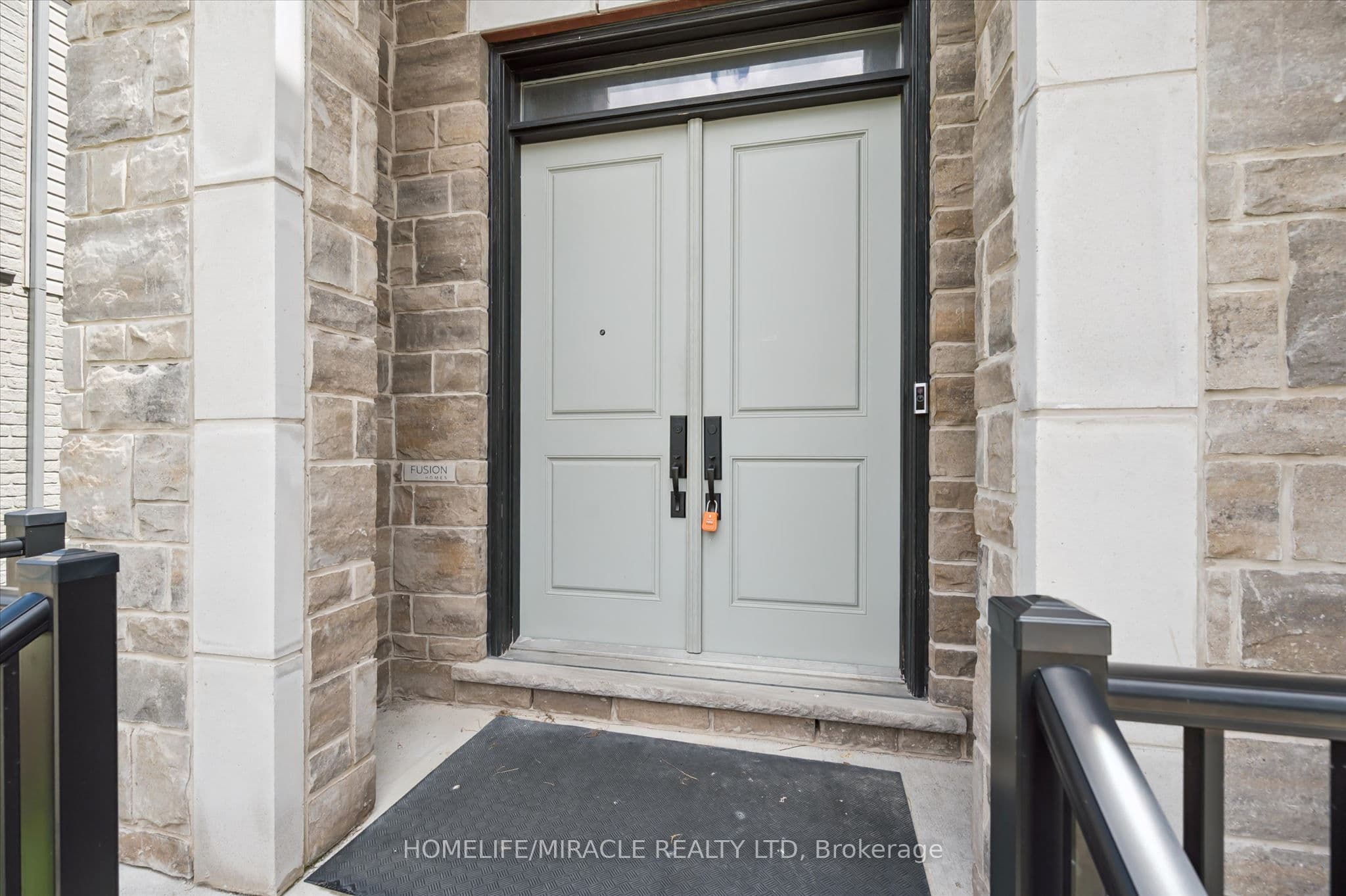 83 Mccann Street — photograph 4