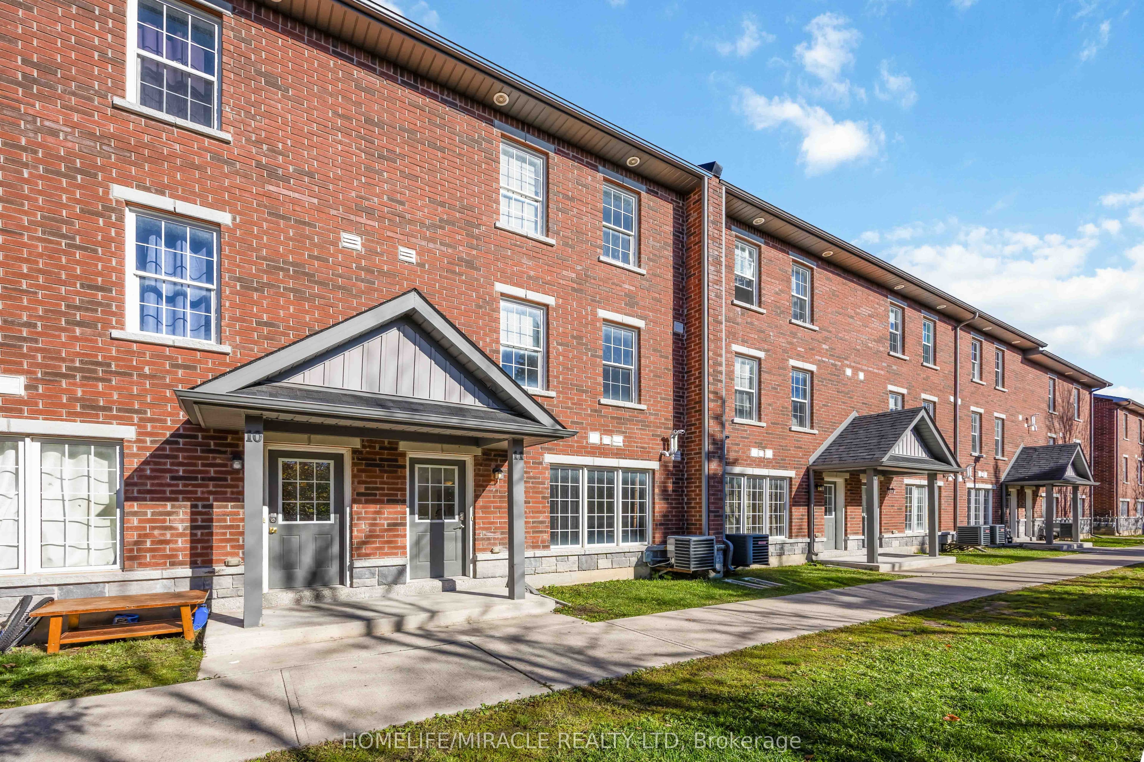 244 Penetanguishene Road #11 — featured photograph
