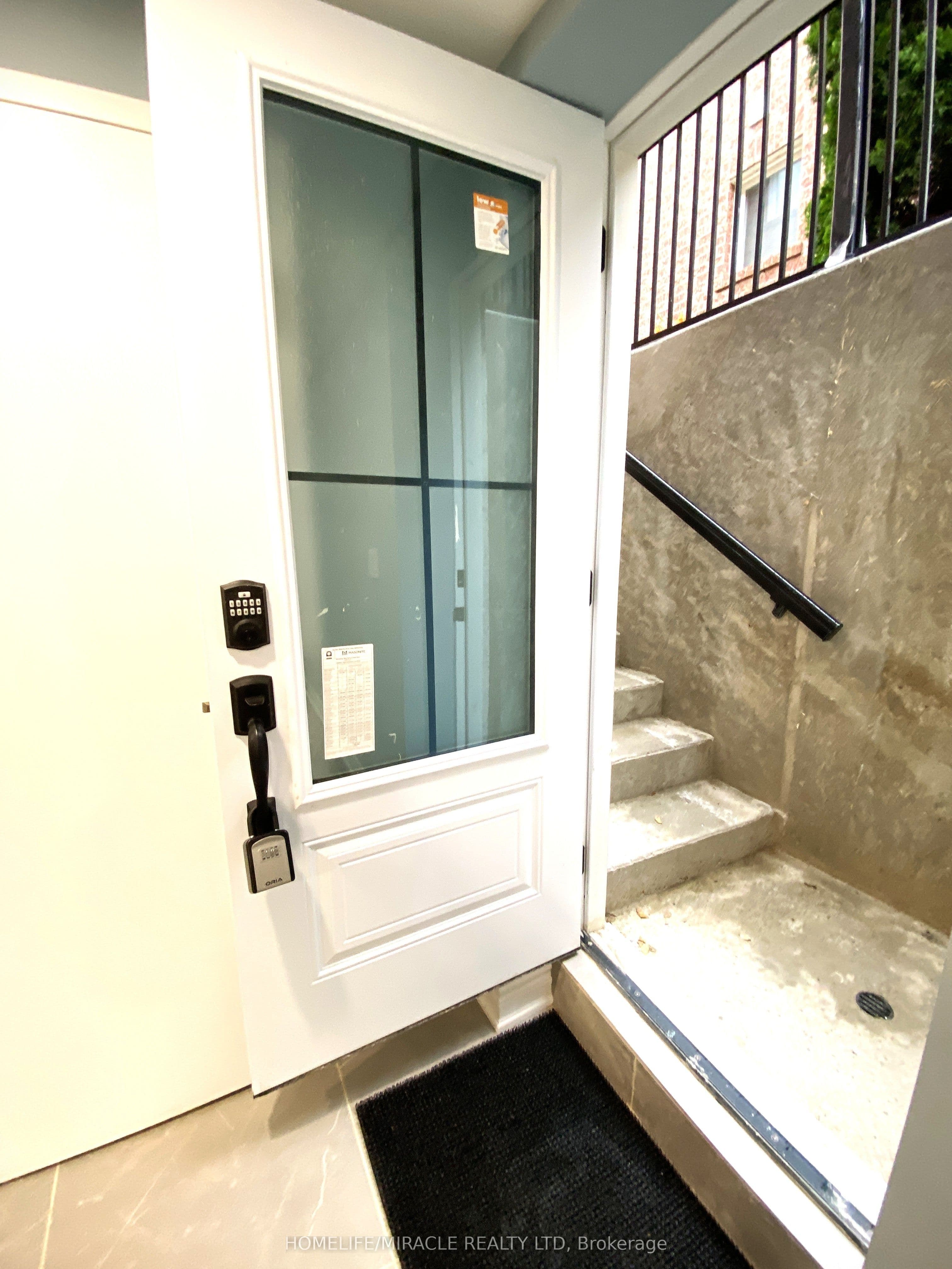 11 Berkshire Court #Bsmt — photograph 4