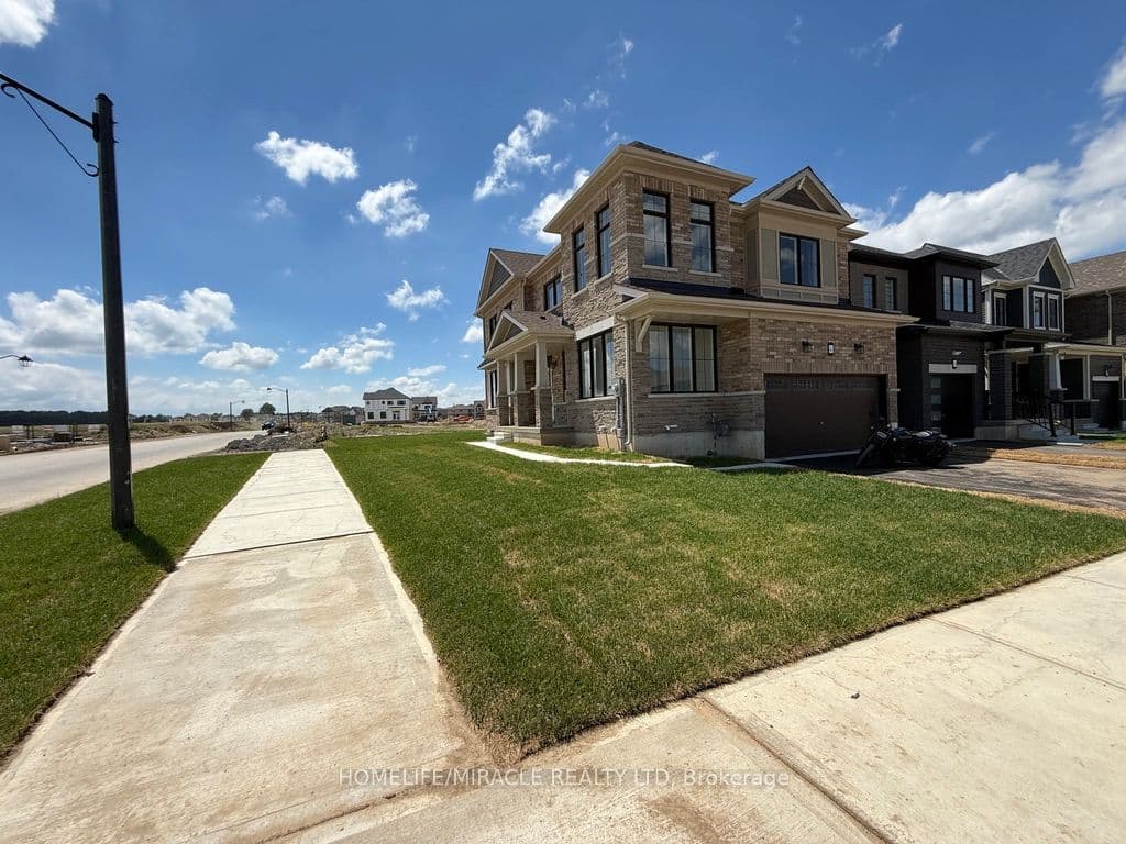40 Turnbull Drive — photograph 2