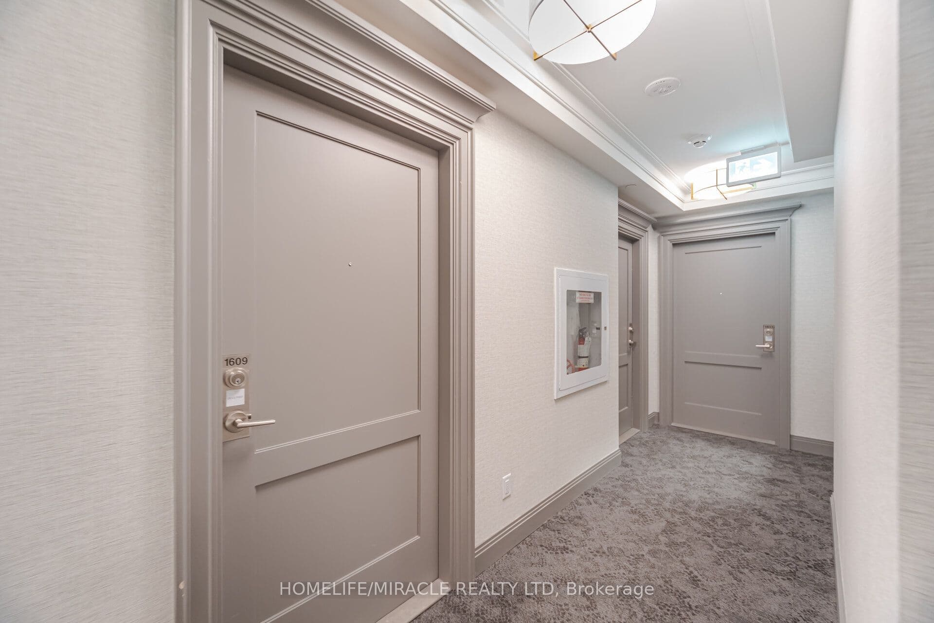 30 Elm Drive #1609 — photograph 4