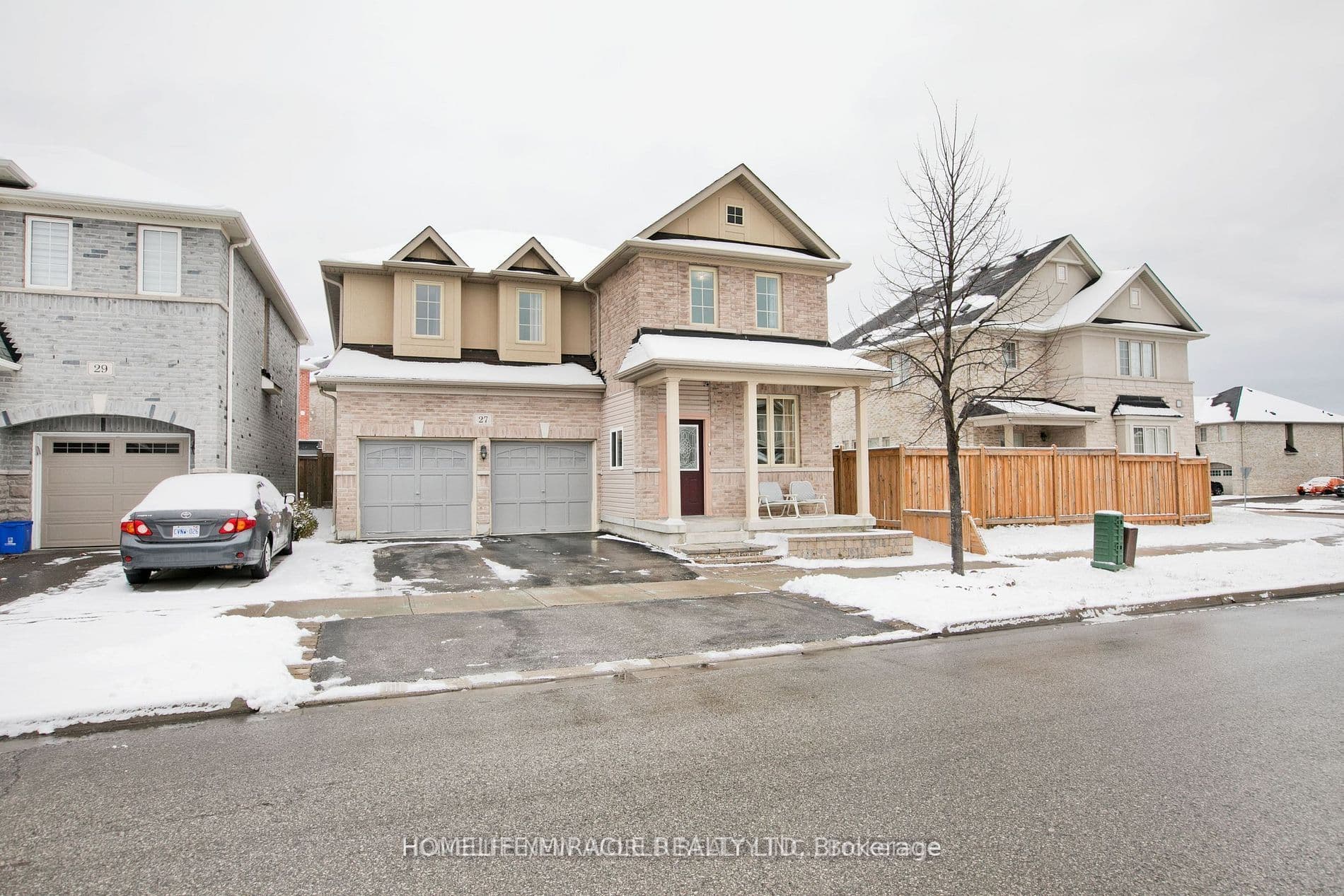 27 Lloydminster Avenue #BSMT — featured photograph