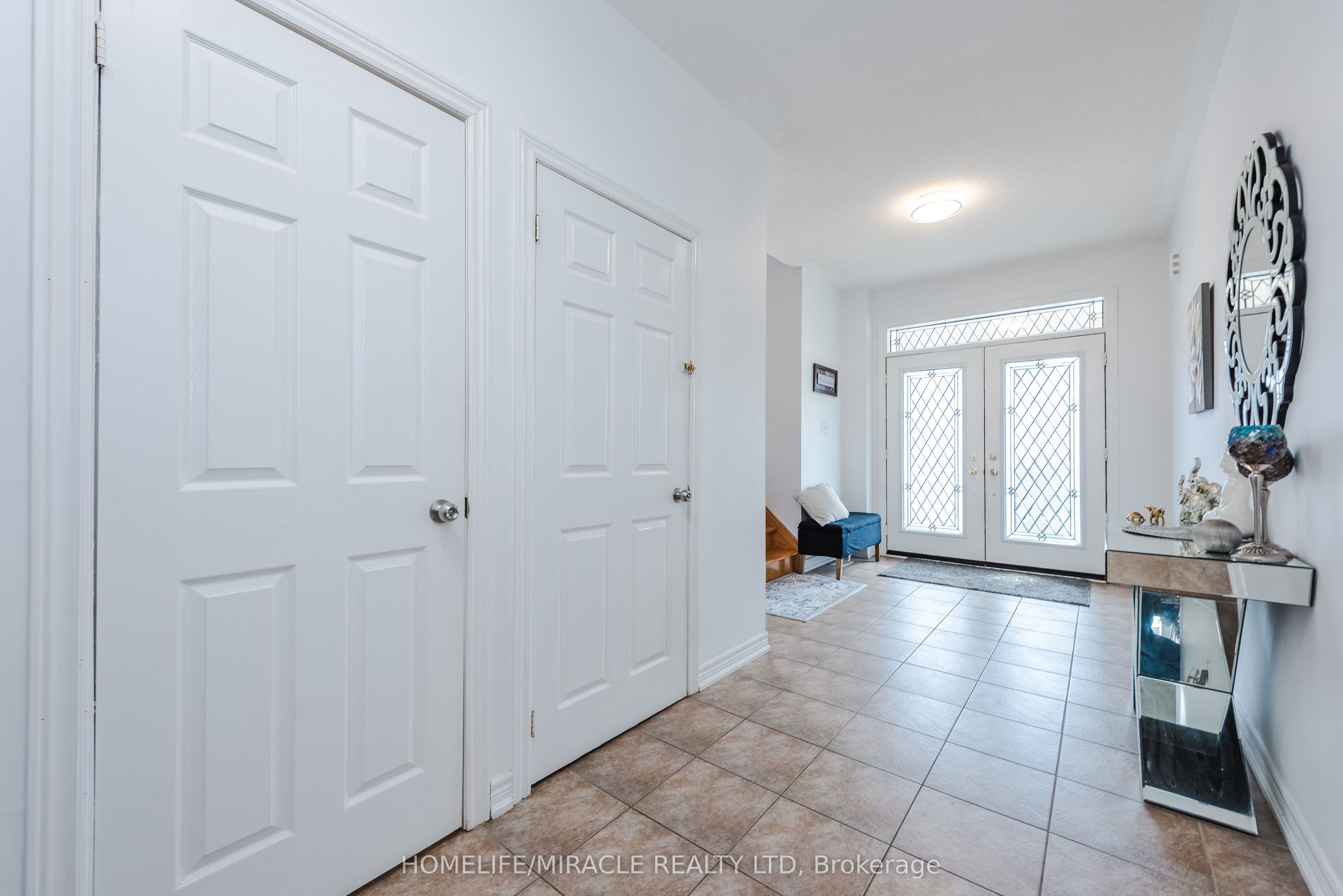28 Iverson Drive — photograph 3