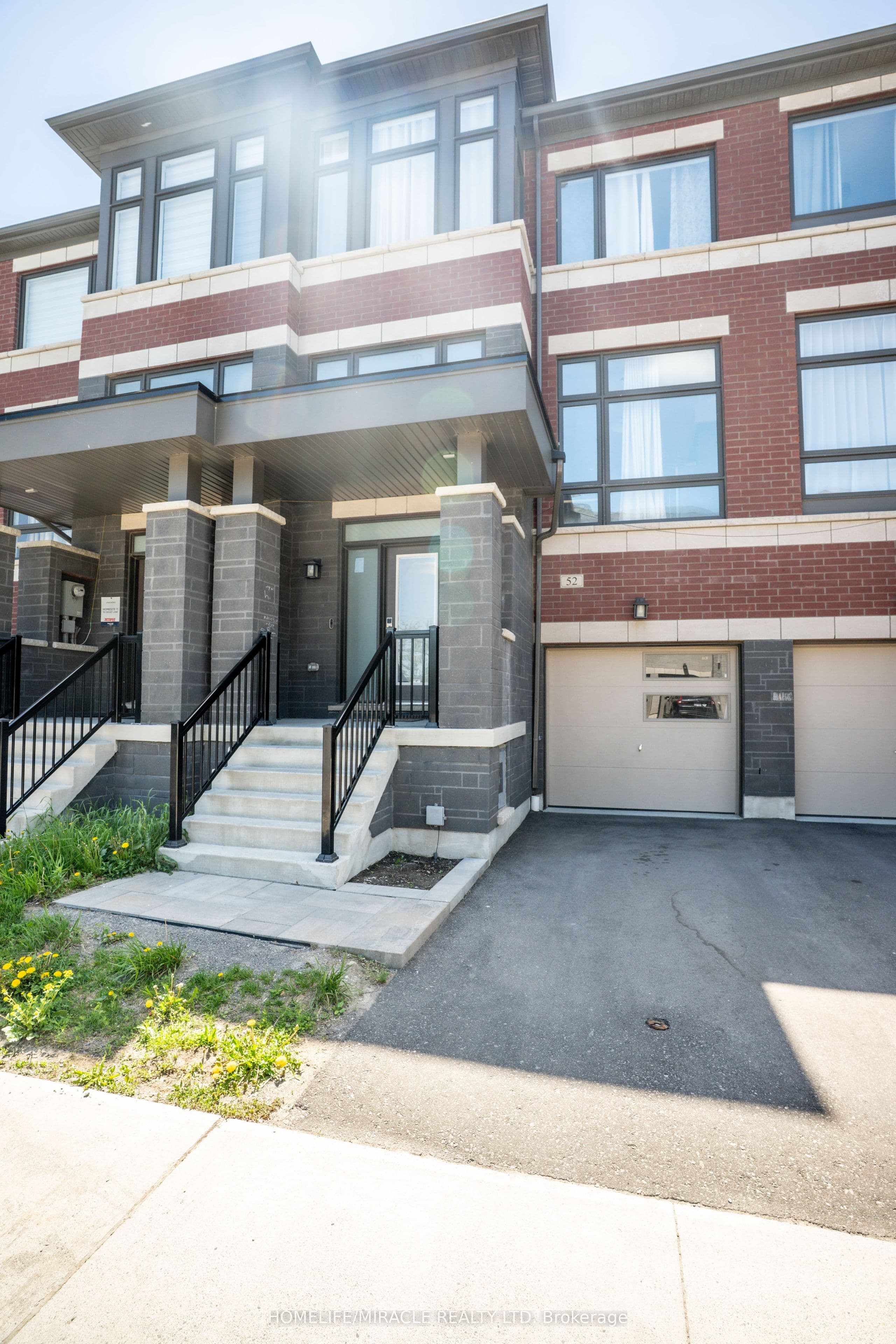 52 Douet Lane — photograph 2