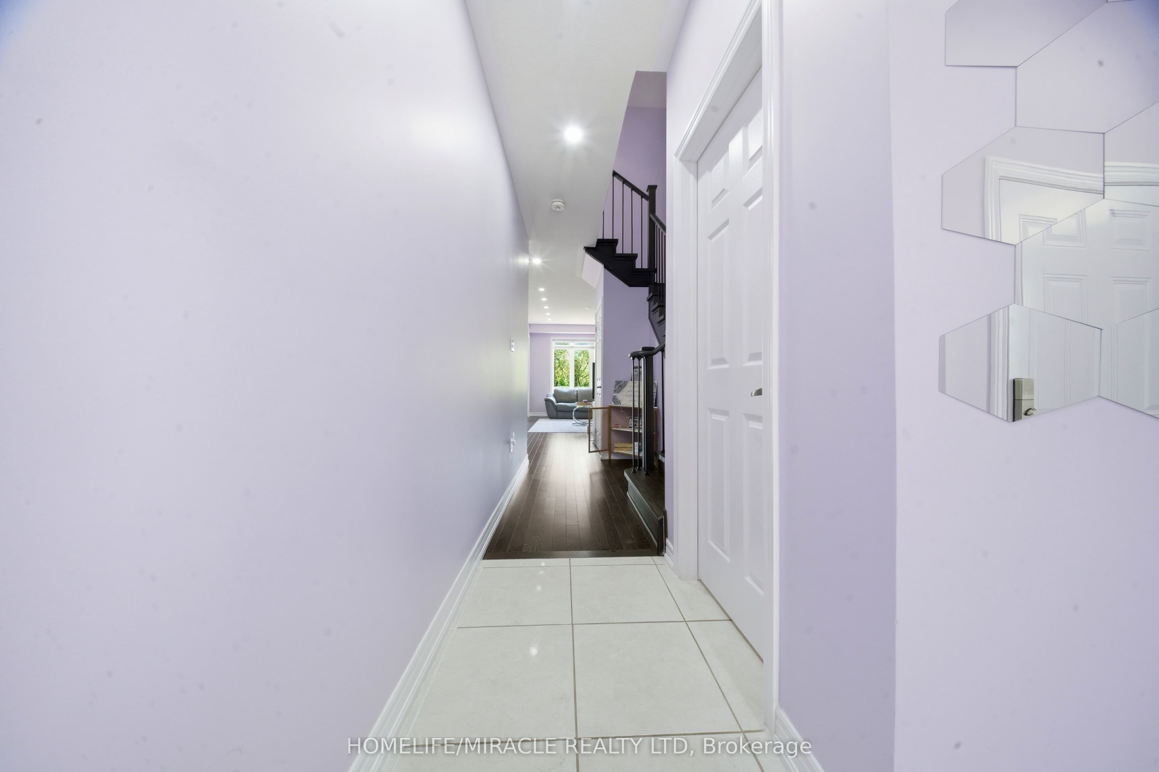 166 DEERPATH Drive #32 — photograph 4