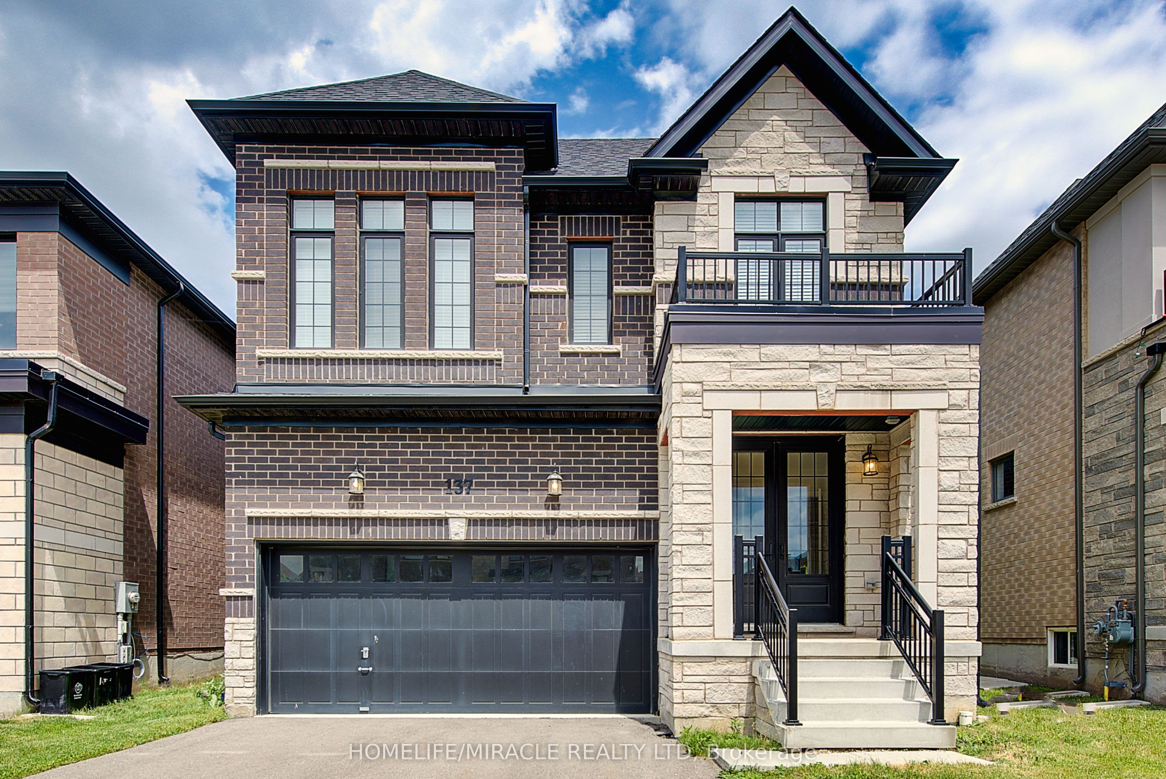 137 Silverwood Crescent — featured photograph
