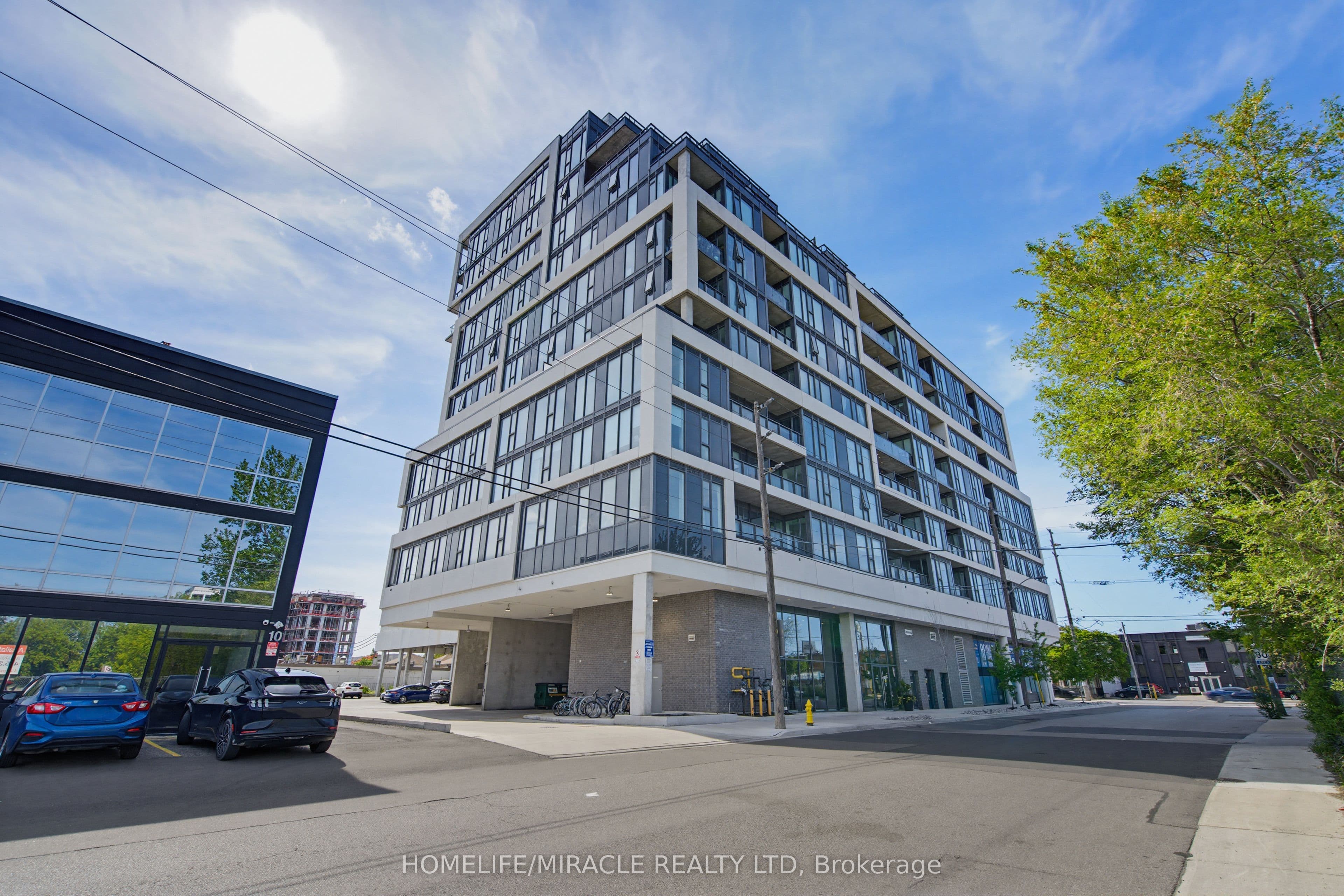 859 The Queensway #605 — featured photograph