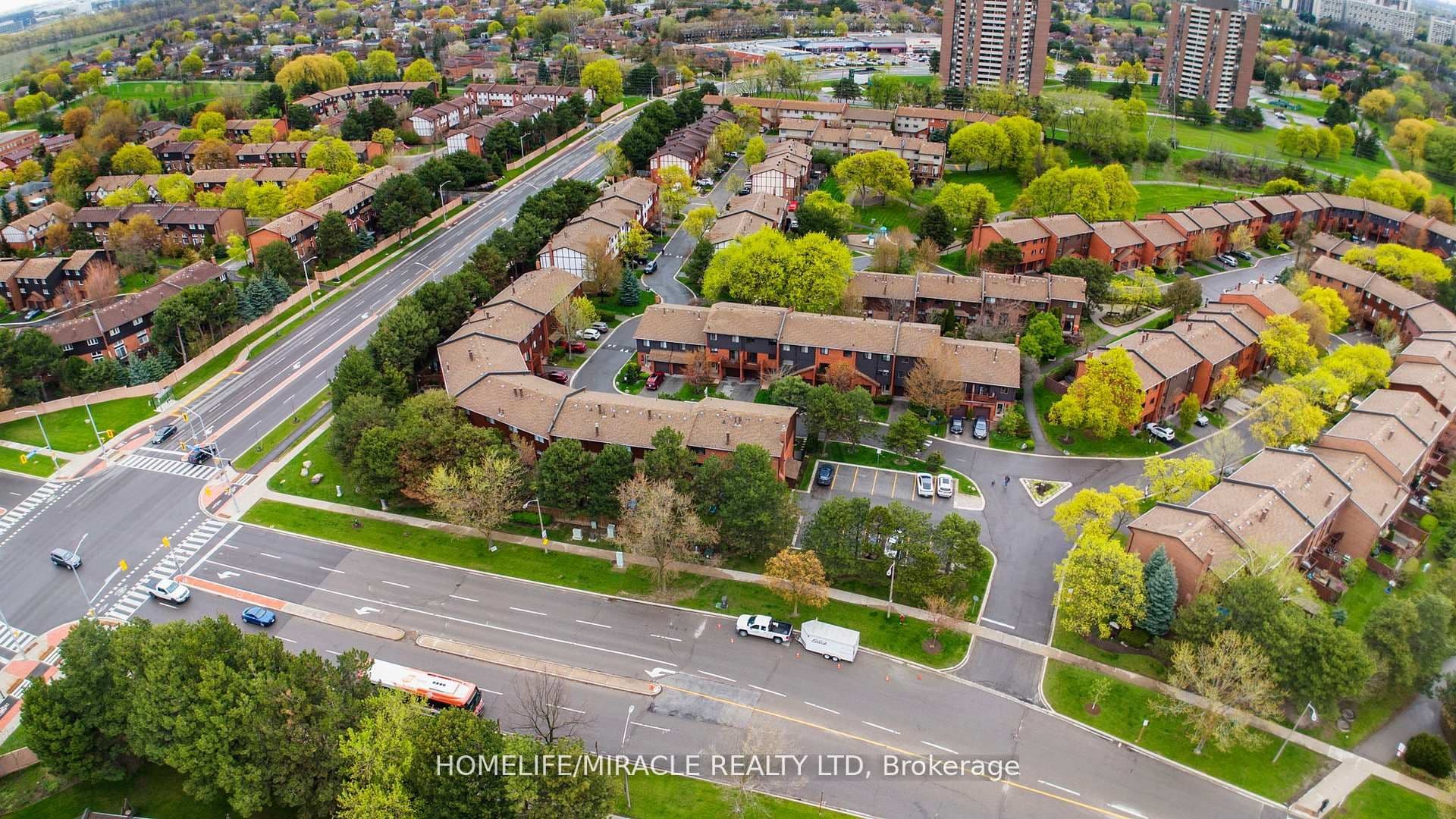 4165 Fieldgate Drive #32 — photograph 2
