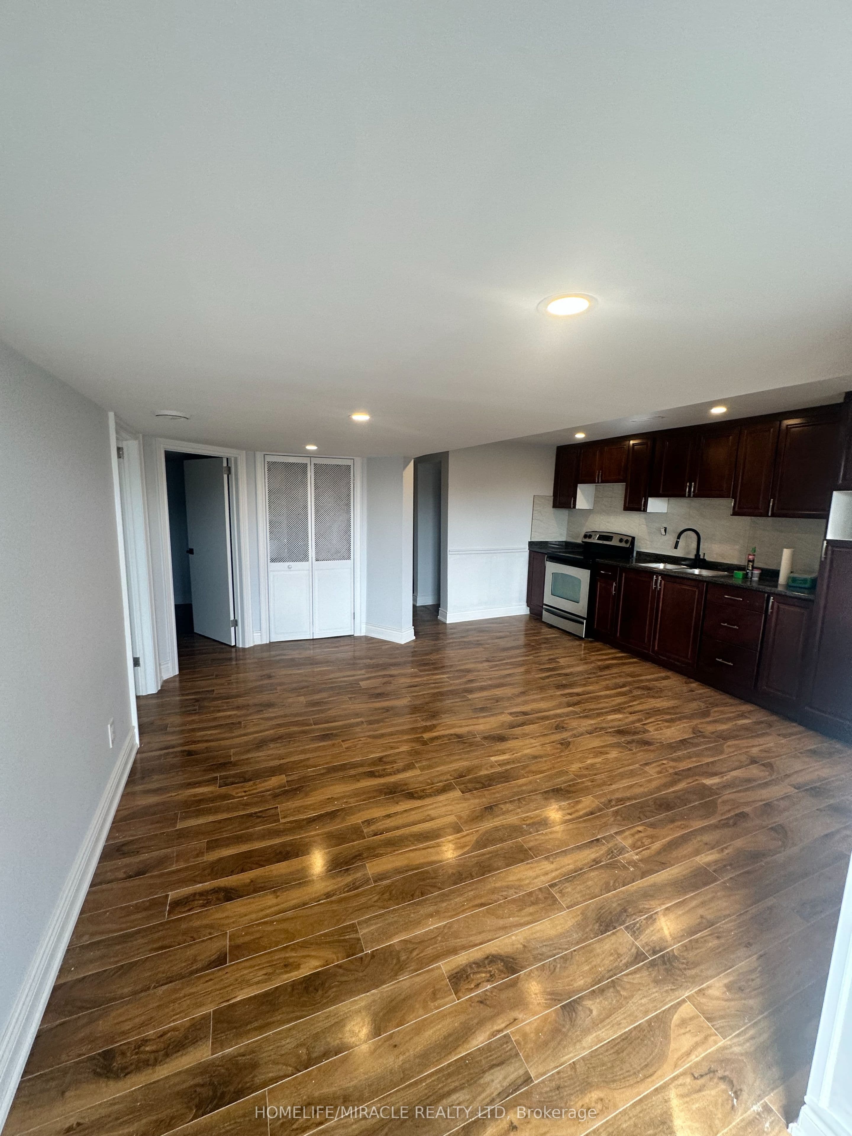 2279 Chapman Court #Bsmt — featured photograph