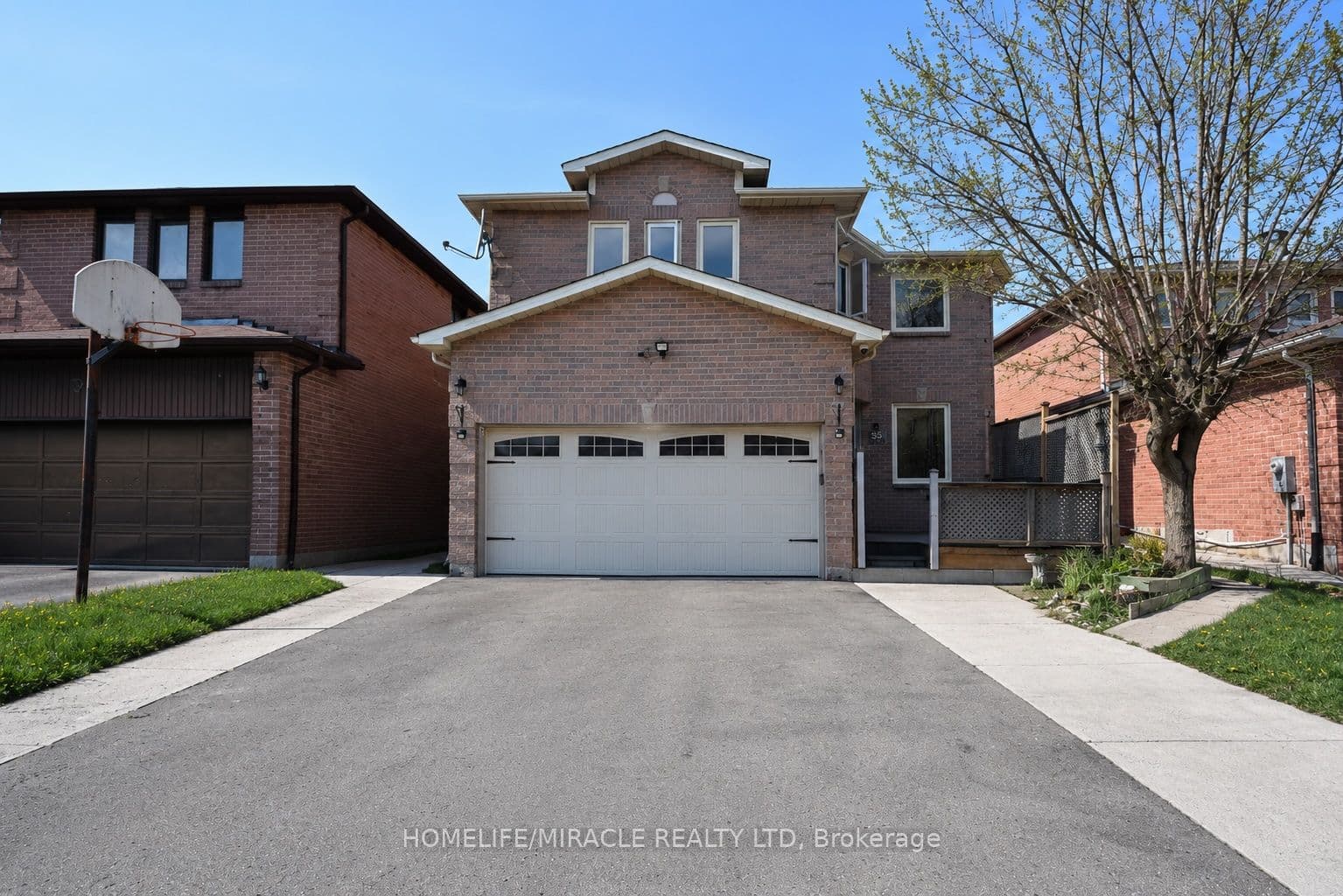 35 Kirk Drive — featured photograph