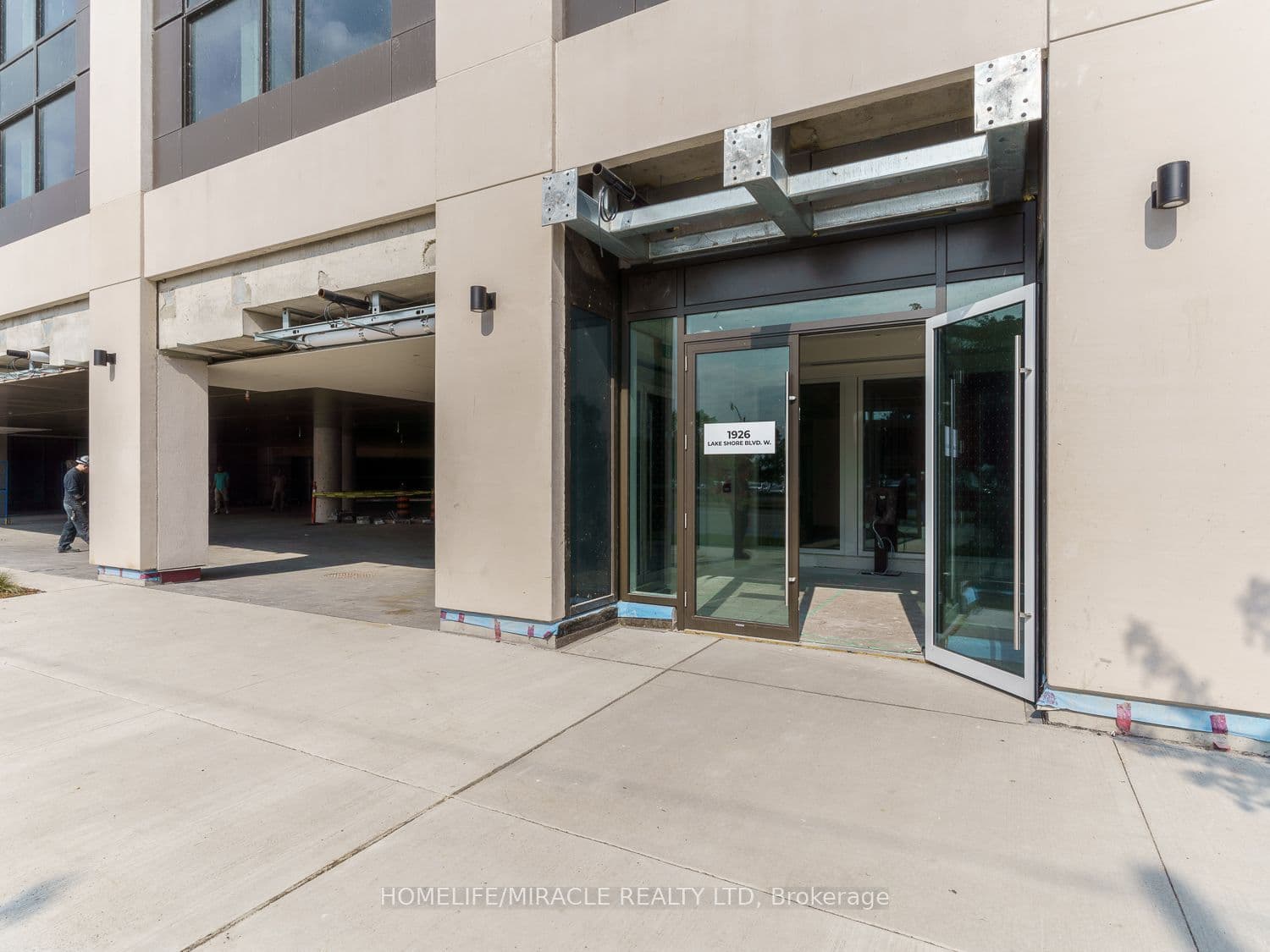 1926 Lakeshore Boulevard #1701 — photograph 5