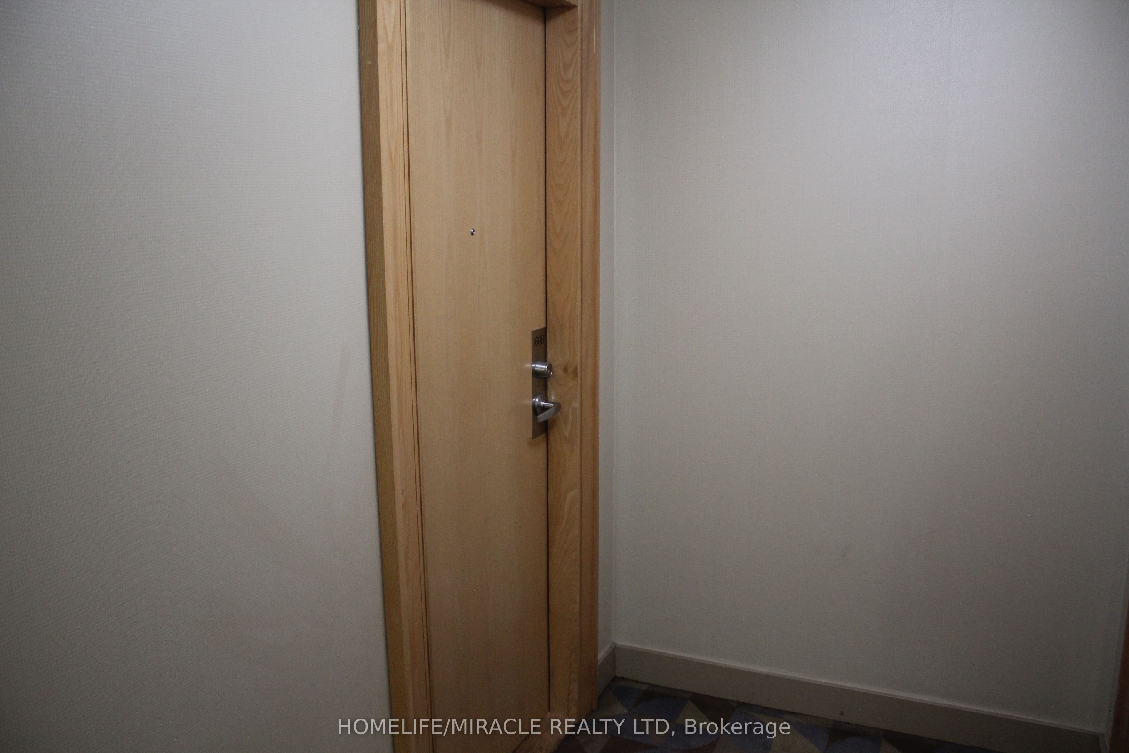88 Grangeway Avenue #1608 — photograph 2
