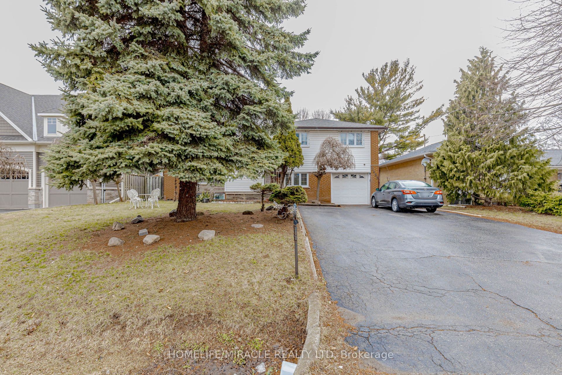 2463 Applewood Drive — photograph 2