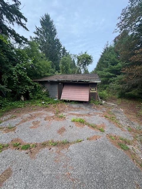 869 Townline Road — photograph 5