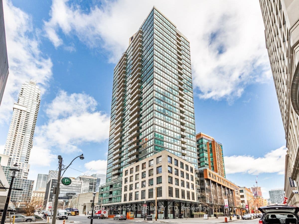 1 scott Street #202W, Toronto