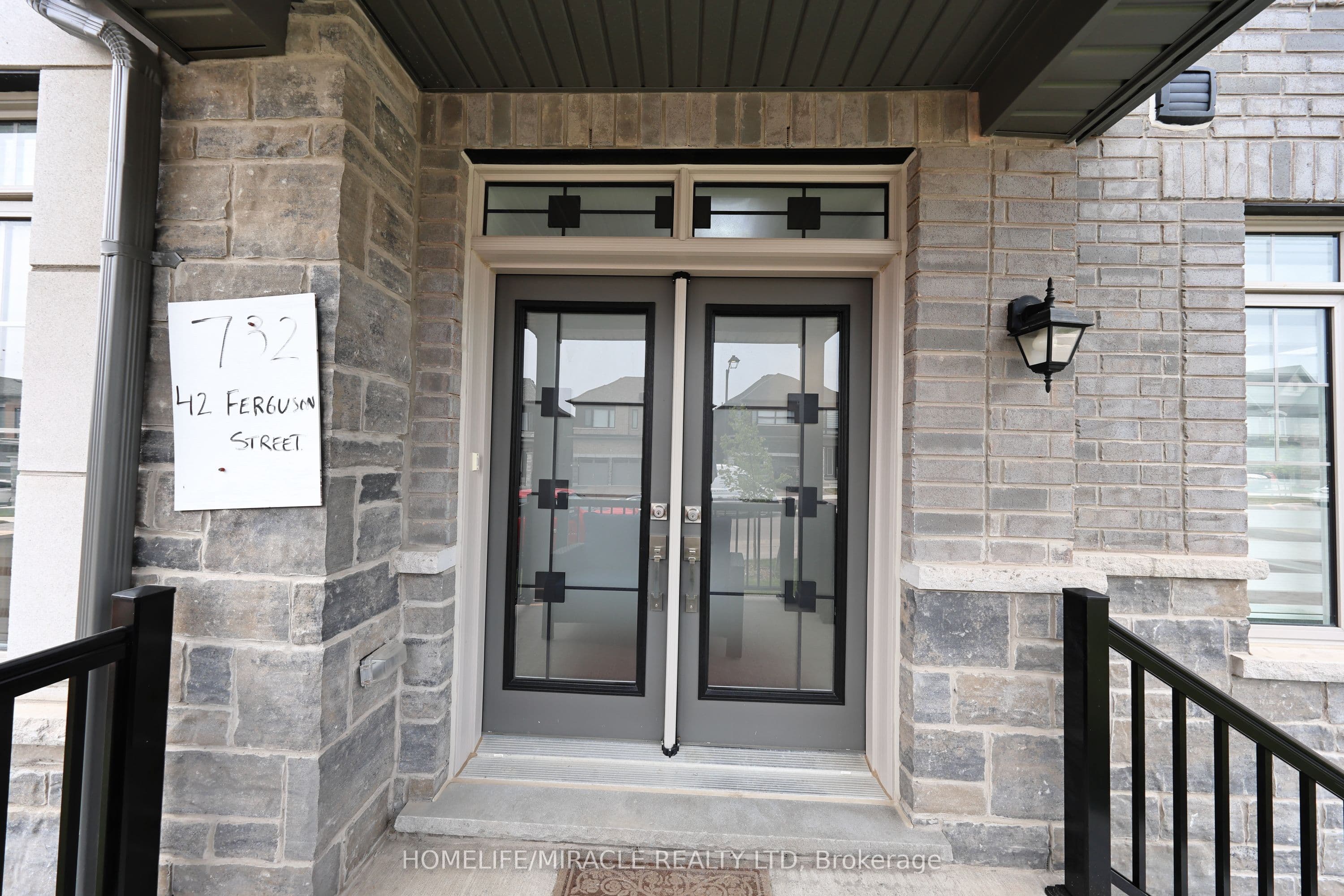 42 Ferguson Street — photograph 5