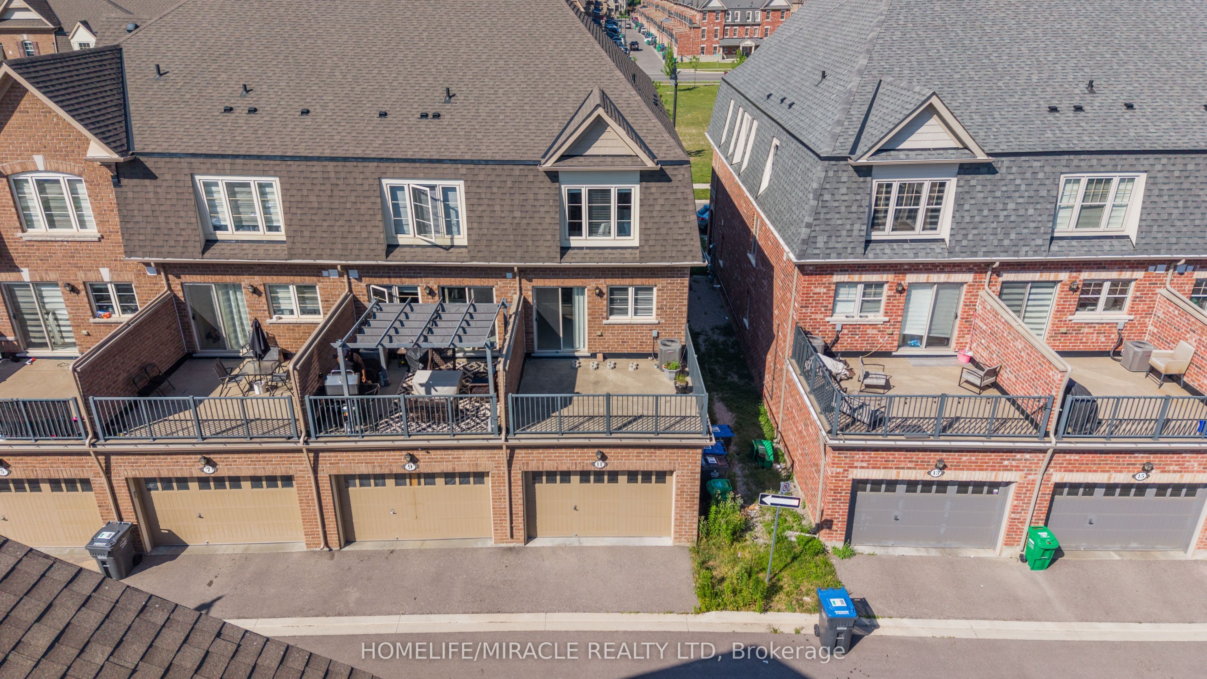11 Finegan Circle — photograph 4
