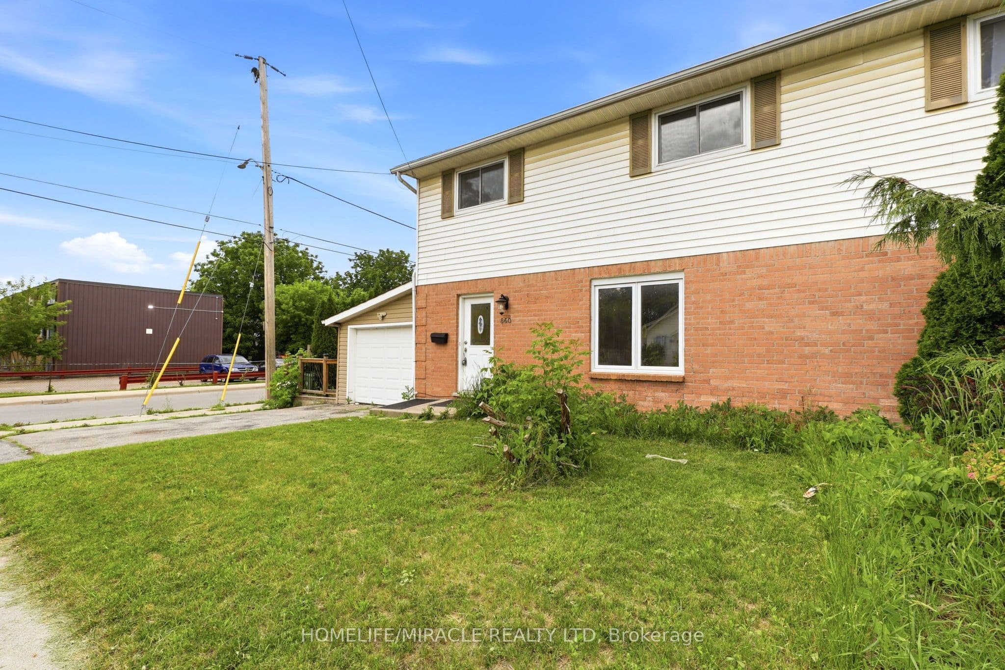 860 Trafalgar Street — photograph 2