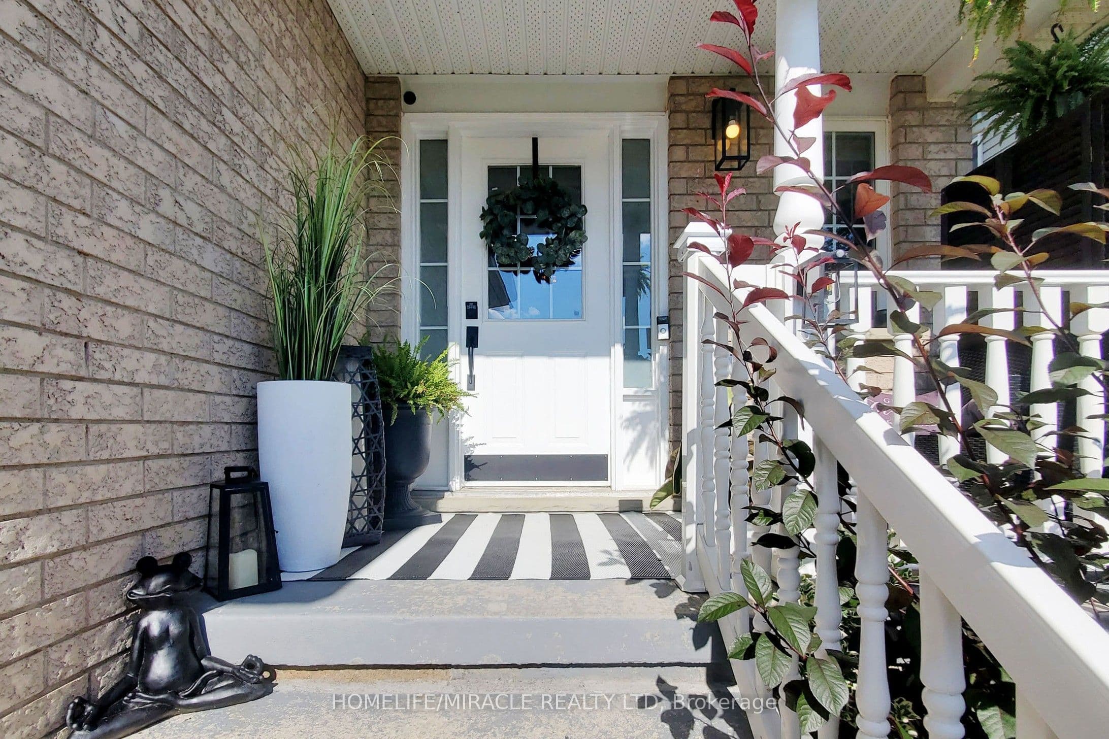 658 Mortimer Drive — photograph 4