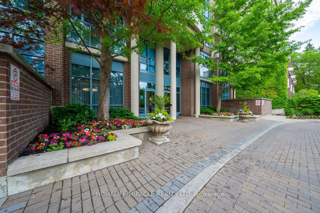 233 Beecroft Road #318 — photograph 4