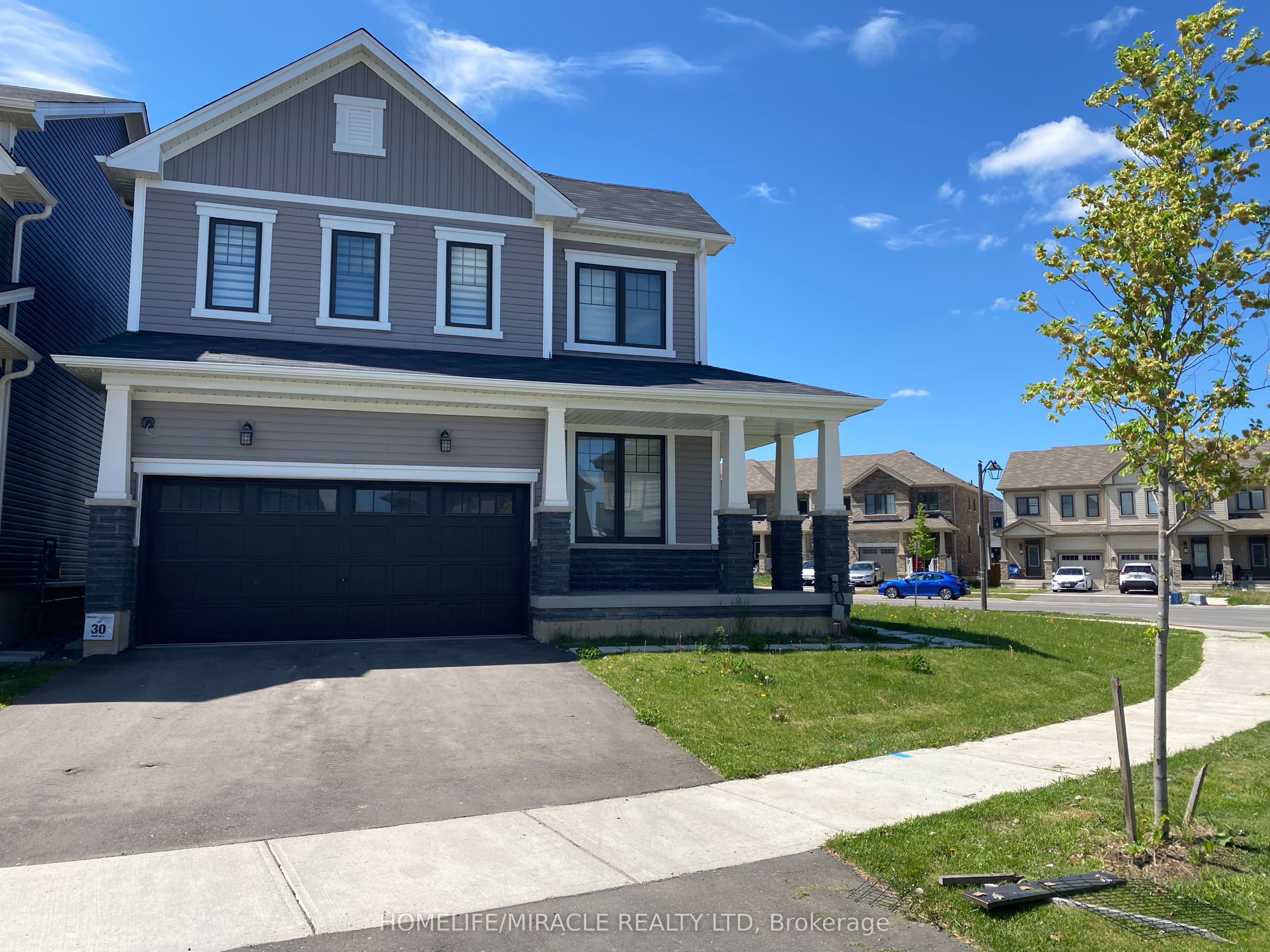 2 Cahill Drive — photograph 5